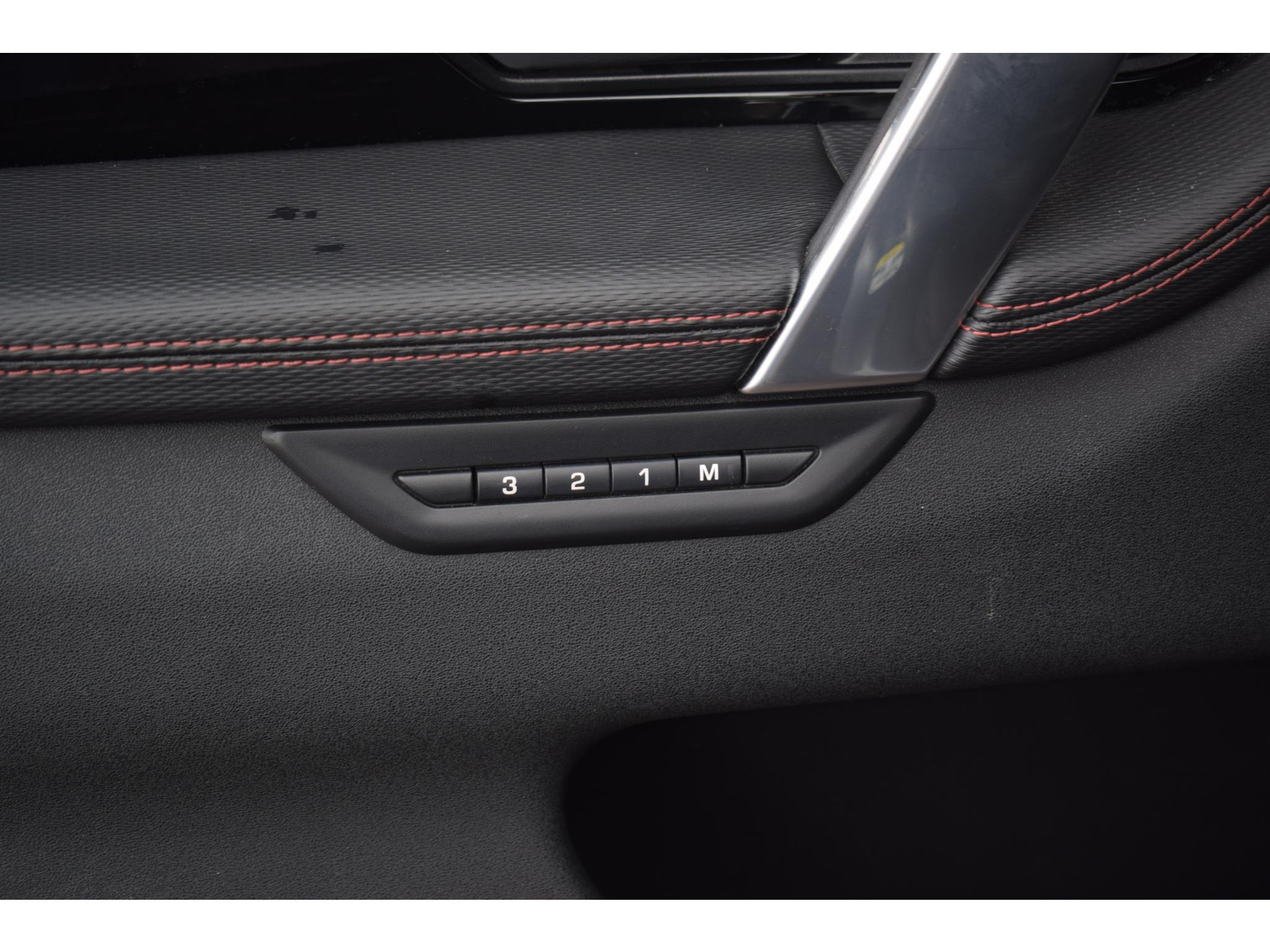Land Rover Discovery Sport P300e 1.5 R-Dynamic HSE | Trekhaak | Meridian | Leer | Stuurverw. | Memory