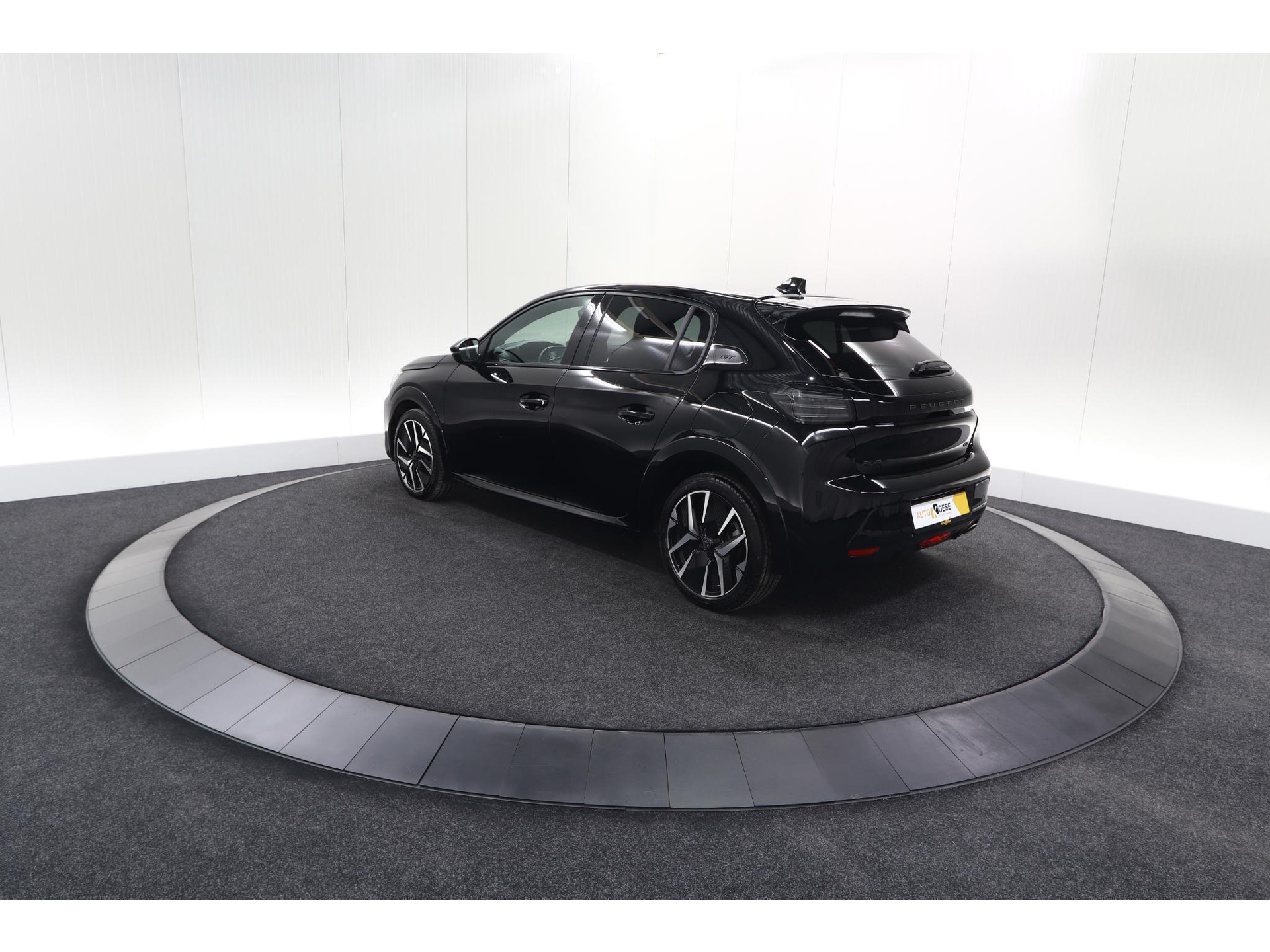 Peugeot 208 PureTech 100 GT | Camera | Navigatie | Apple Carplay | Parkeersensoren
