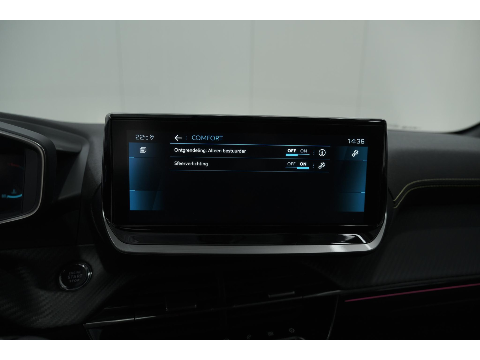 Peugeot 208 PureTech 100 GT | Camera | Navigatie | Sfeerverlichting | Apple Carplay | Parkeersensoren