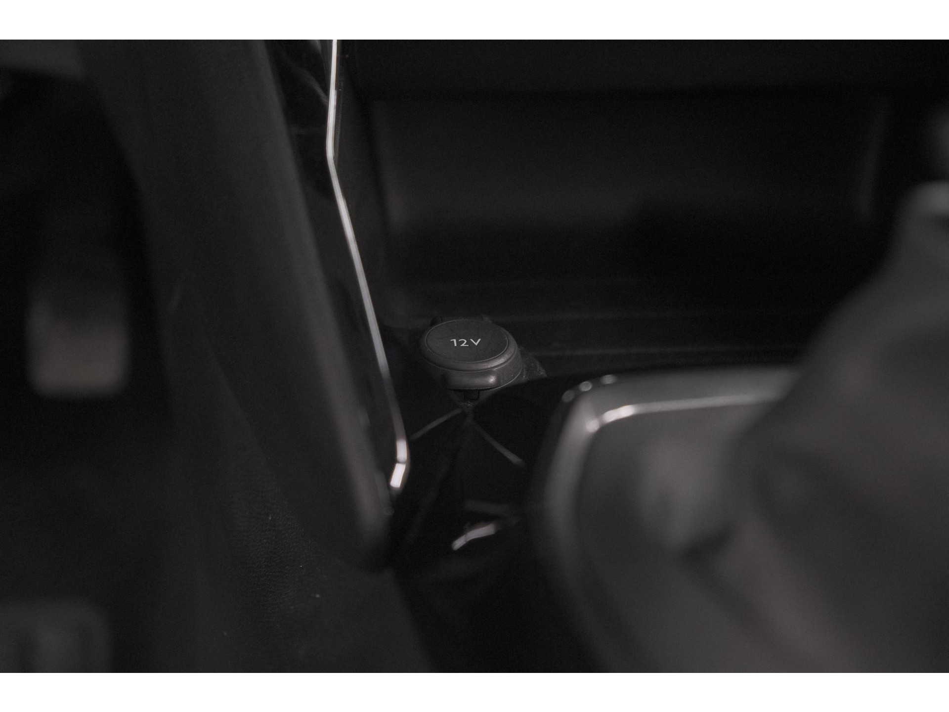 Peugeot 208 PureTech 100 Allure | Parkeersensoren | Navigatie | Apple Carplay