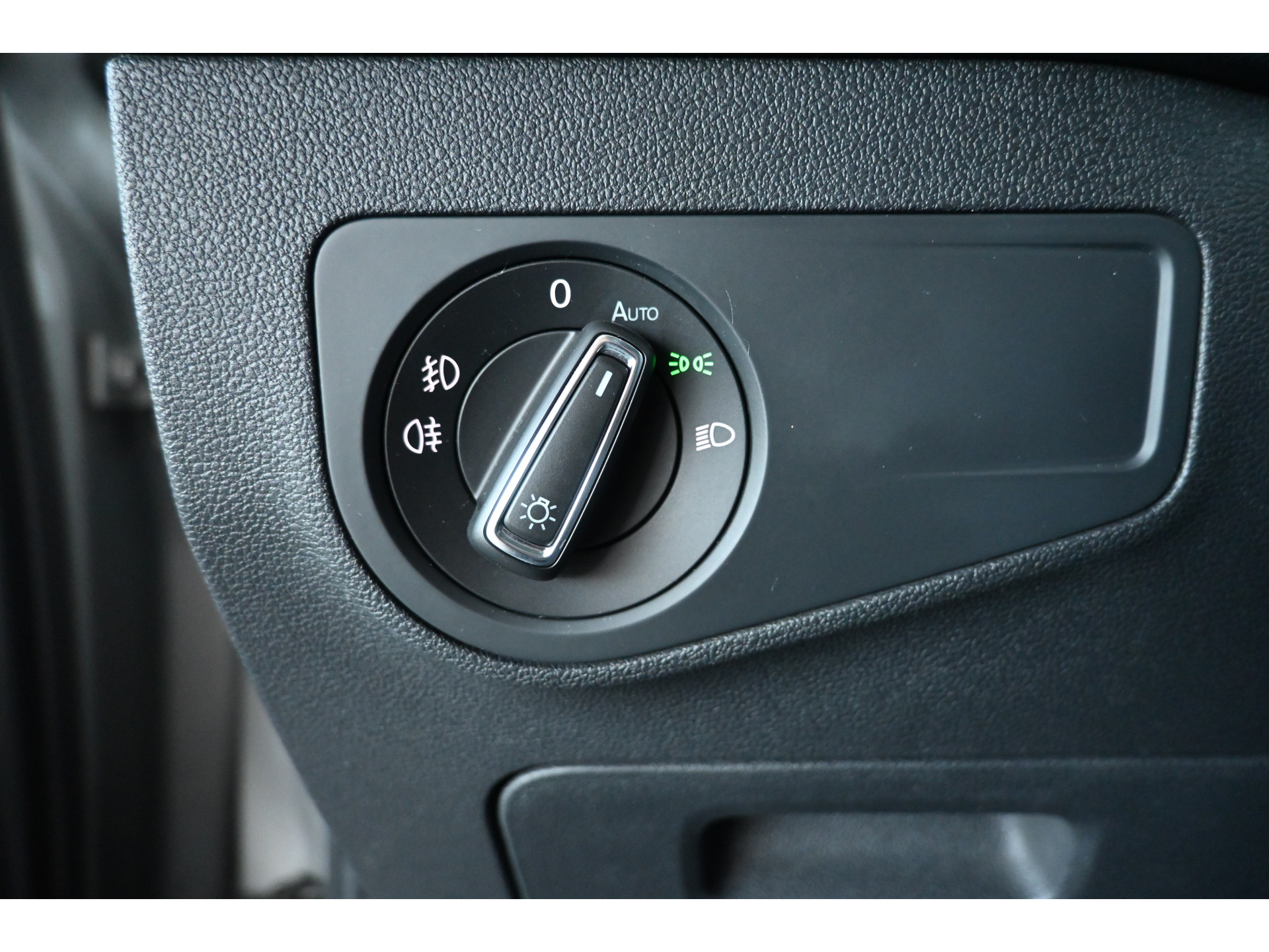 Volkswagen Tiguan 1.4 TSI Automaat 4Motion Highline  Clima Virtual Cockpit Navigatie CarPlay Cruise control Inruil Mogelijk!