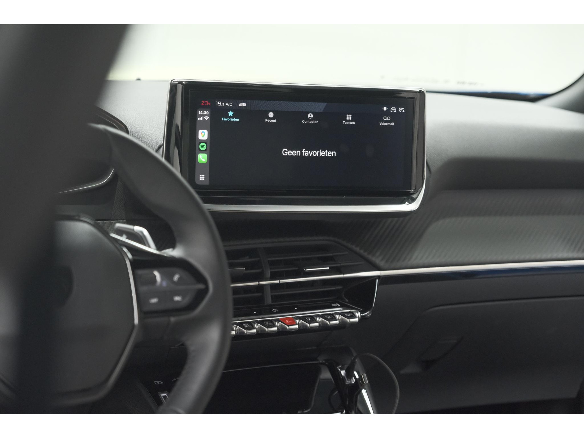 Peugeot 2008 PureTech 130 EAT8 Blue Lease Allure | Camera | Navigatie | Parkeersensoren | Apple Carplay