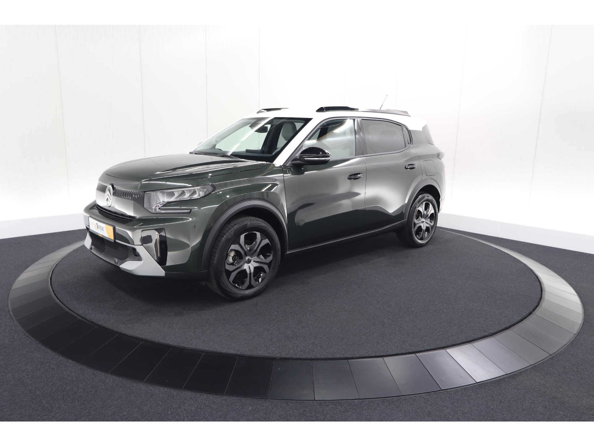 Citroen Ë-C3 Aircross Plus 113pk Extended Range 54 kWh | 11 KW Lader | Camera | Apple CarPlay | Parkeersensoren