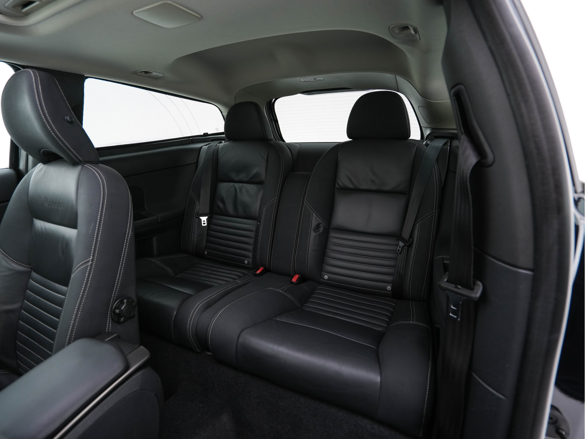 Volvo C30 1.6 D2 R-Design Sport-pack *PANO | BI-XENON | LEATHER-FABRIC | NAVI-FULLMAP | HEATED-SPORTSEATS | ECC | CARBON-INLAY | PDC | PREMIUM-AUDIO | CRUISE | 17''ALU*