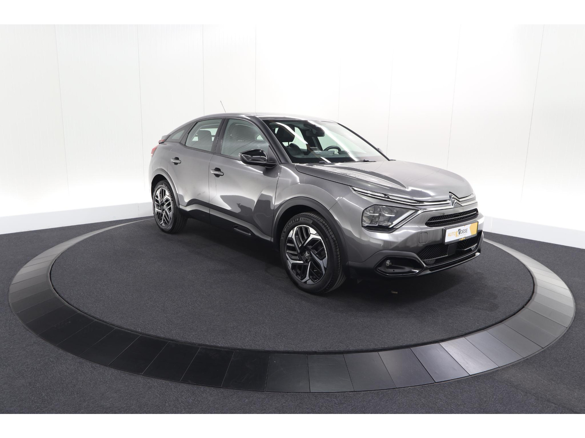 Citroen C4 Puretech 130 Feel Pack | Head-Up Display | Camera | Navigatie | Keyless Entry