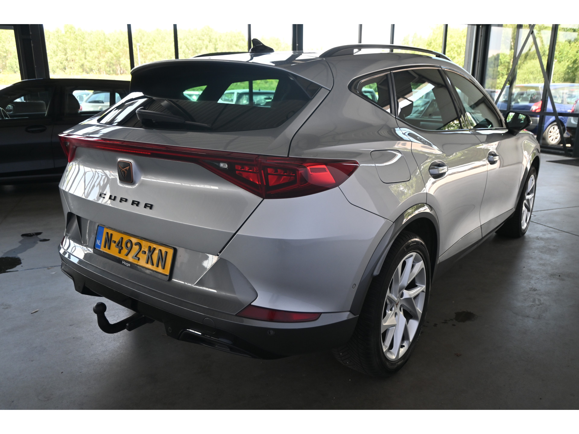CUPRA Formentor 1.5 TSI Automaat Clima Adaptieve cruise Navigatie Apple carplay Trekhaak PDC Inruil mogelijk