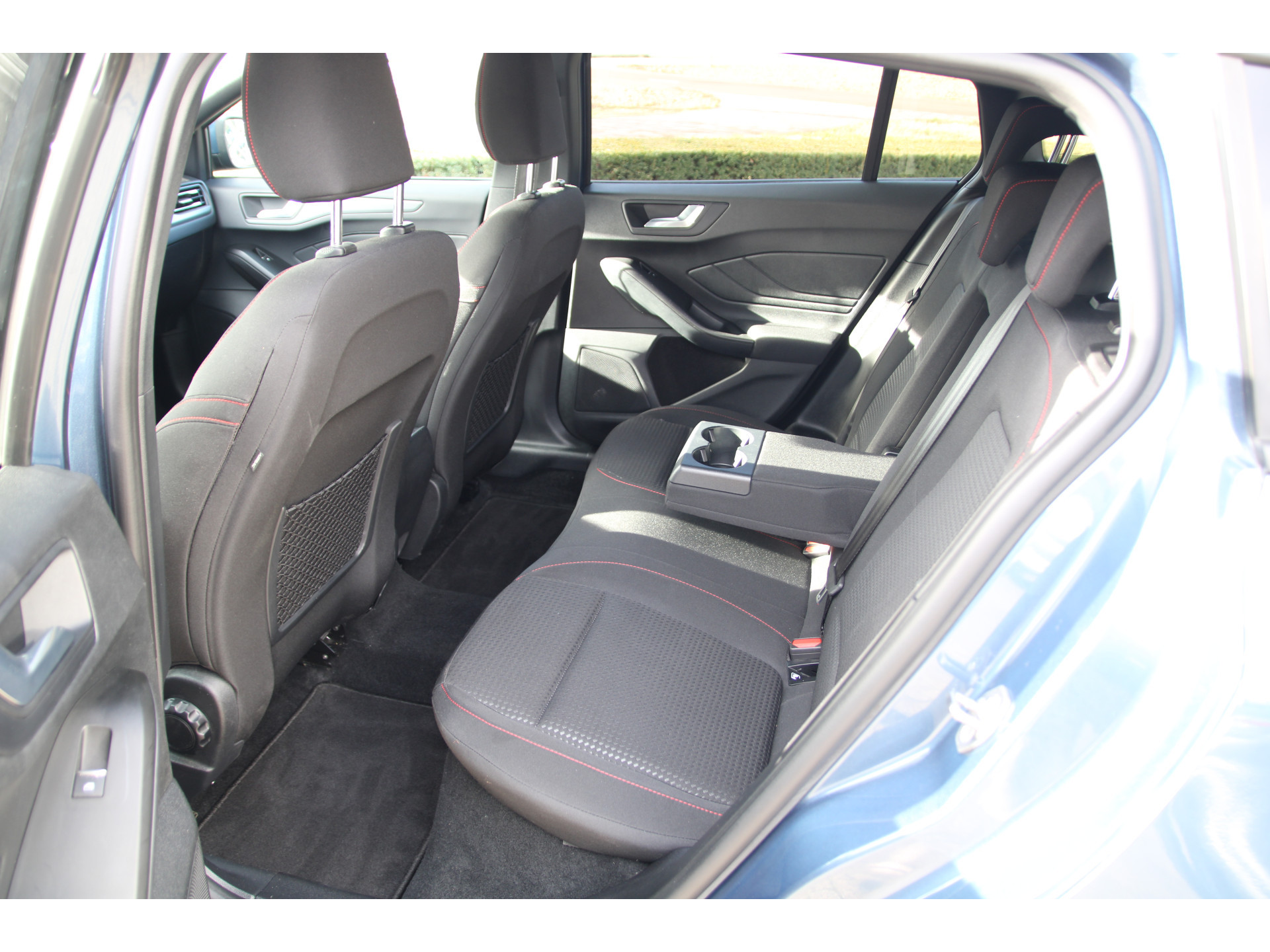Ford Focus Wagon 1.0 EcoBoost 125 PK Hybrid ST Line TREKHAAK | WINTER- PACK | Camera |