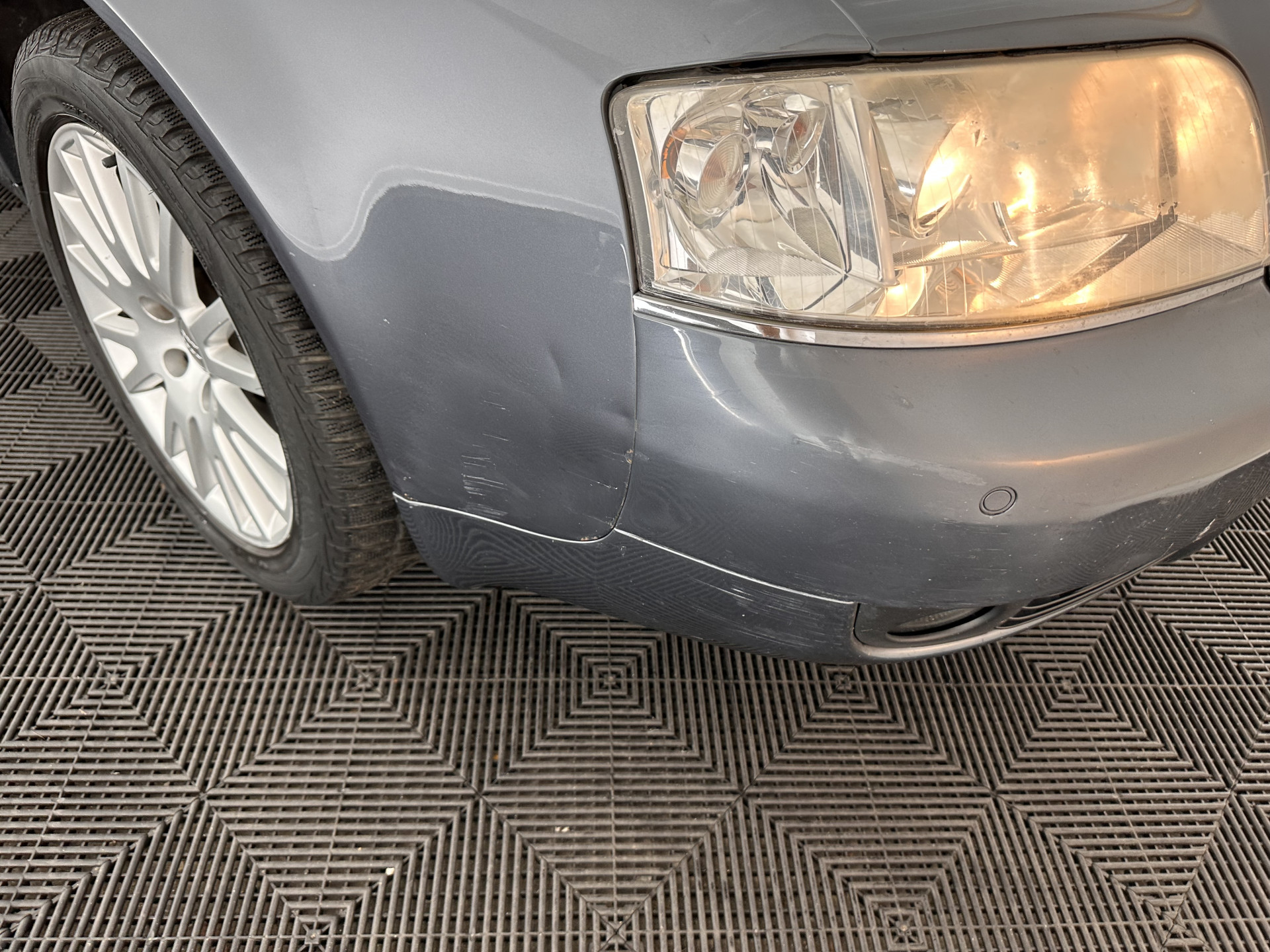 Audi A6 Limousine 2.4 MT  [ GEARBOX-PROBLEM ] Aut. *LUXURY-LEATHER | ECC | PDC | CRUISE | RADIO-CD | COMFORT-SEATS | 17"ALU*