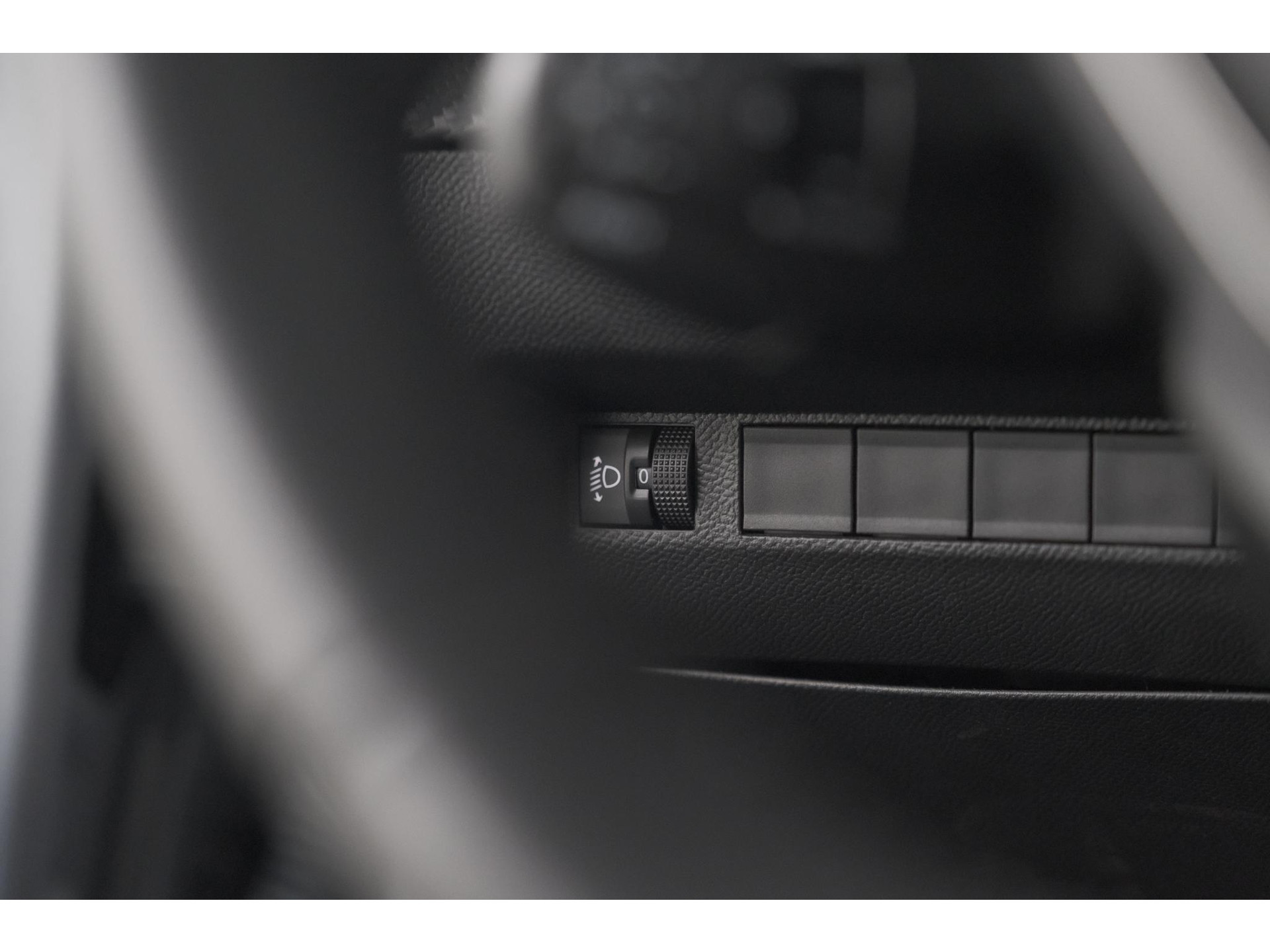 Peugeot 208 PureTech 100 Allure | Apple Carplay | Parkeersensoren | Climate Control