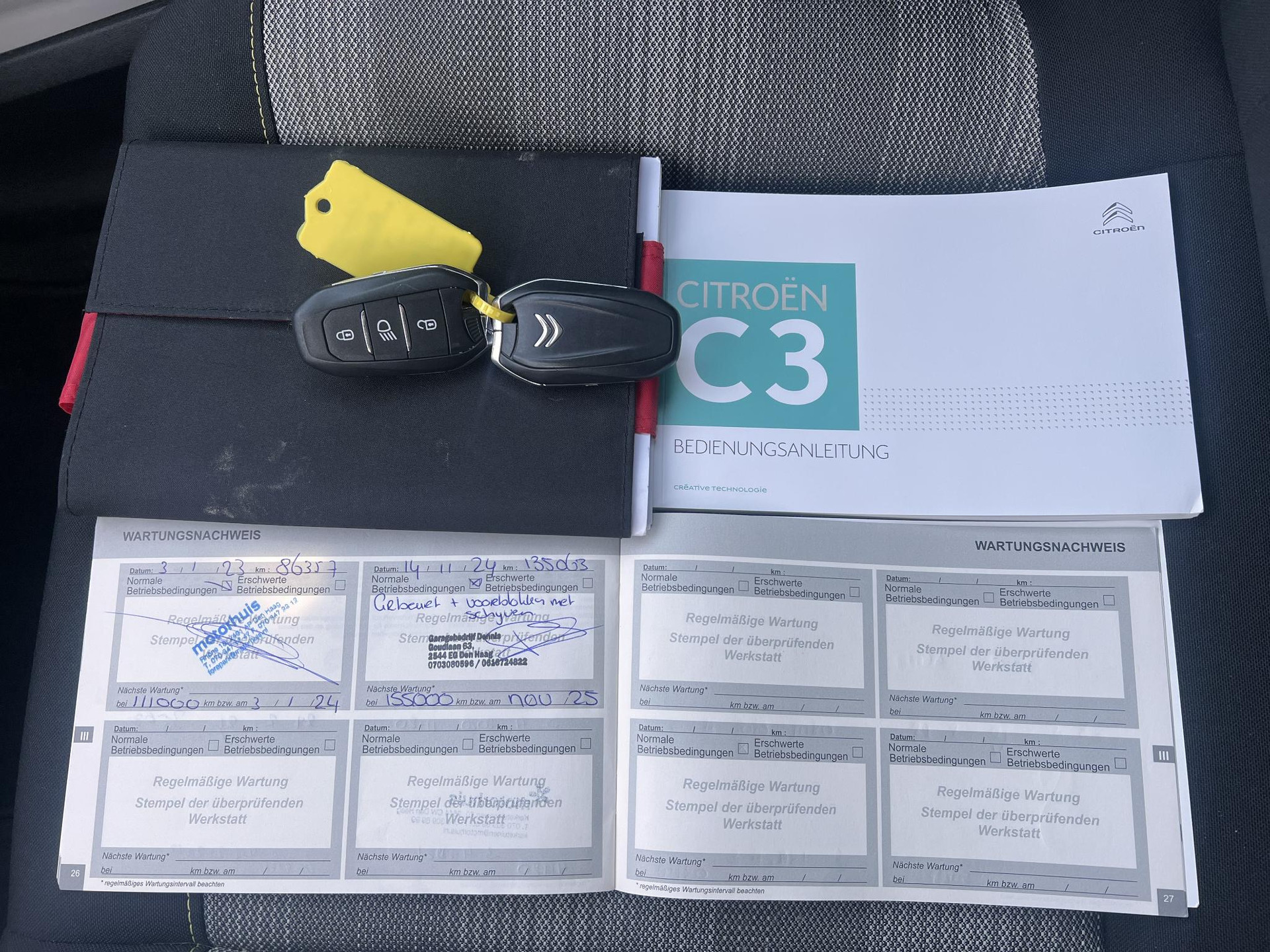 Citroen C3 1.2 PureTech S&S Shine 110pk,D-riem vv in 2023,2e Eigenaar,Camera,Navi,Clima,Cruise,Pdc V+A,APK tot 01-2027