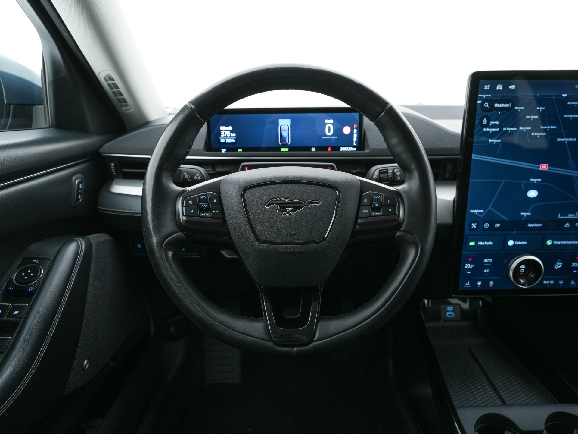 Ford Mustang Mach-E RWD 75 kWh (3-Fase-11 kW) {SOH-90%} (INCL-BTW) Aut.*LEATHER | FULL-LED | DAB | DIGI-COCKPIT | KEYLESS | NAVI-FULLMAP | CARPLAY | HEATED-COMFORTSEATS | TOPVIEW |  ADAPTIVE-CRUISE | PRIVACY-GLASS | 18'' ALU*