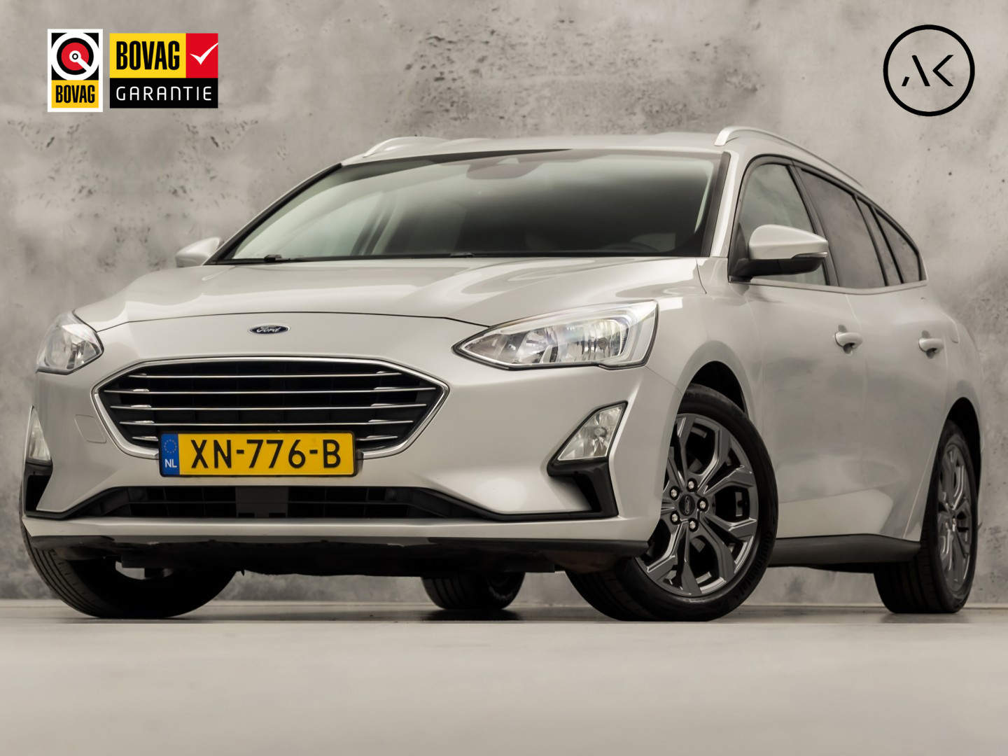 Ford Focus Wagon 1.0 EcoBoost Titanium Sport (APPLE CARPLAY, GROOT NAVI, STUUR/STOELVERWARMING, KEYLESS, SPORTSTOELEN, GETINT GLAS, LM VELGEN, CRUISE, NIEUWSTAAT)
