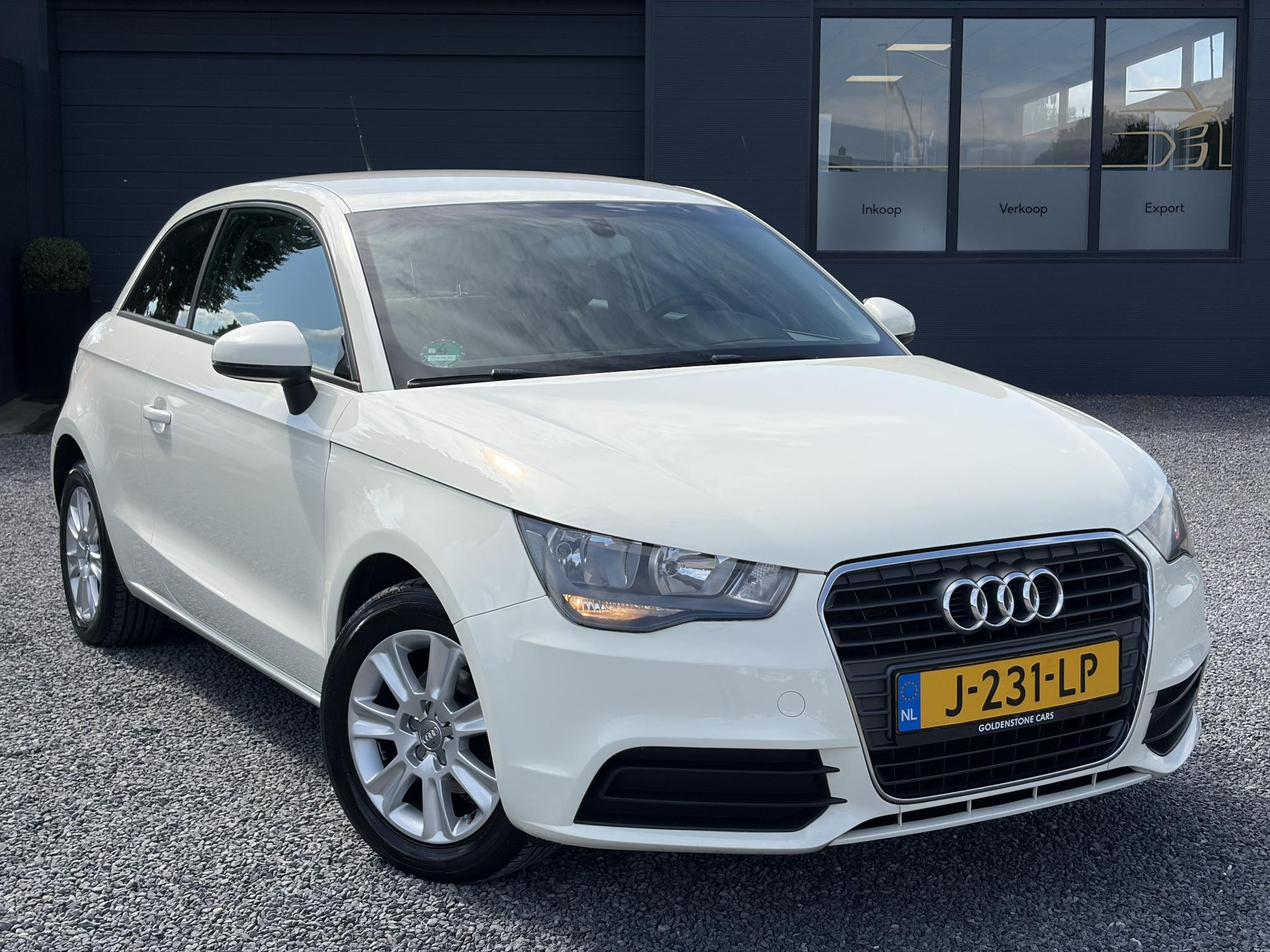 Audi A1 1.2 TFSI Ambition Pro Line ✓Carplay✓Clima✓Stoelverwarming✓Pdc✓Lm velgen✓85pk✓Zeer zuinig✓Apk tot 09-2027