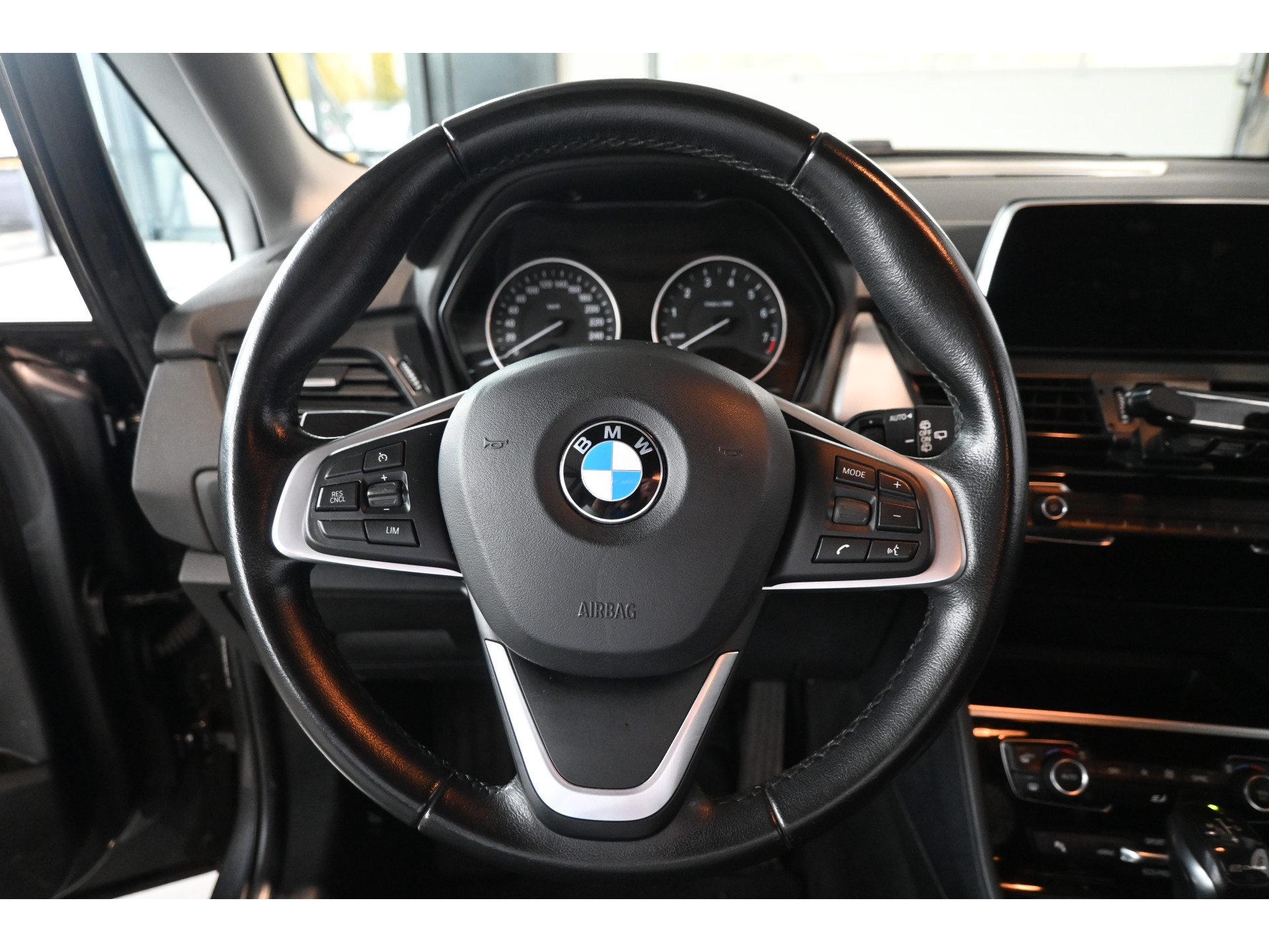 BMW 2-serie Active Tourer 225xe iPerformance Executive Automaat Navigatie Goed Onderhouden! Inruil Mogelijk!