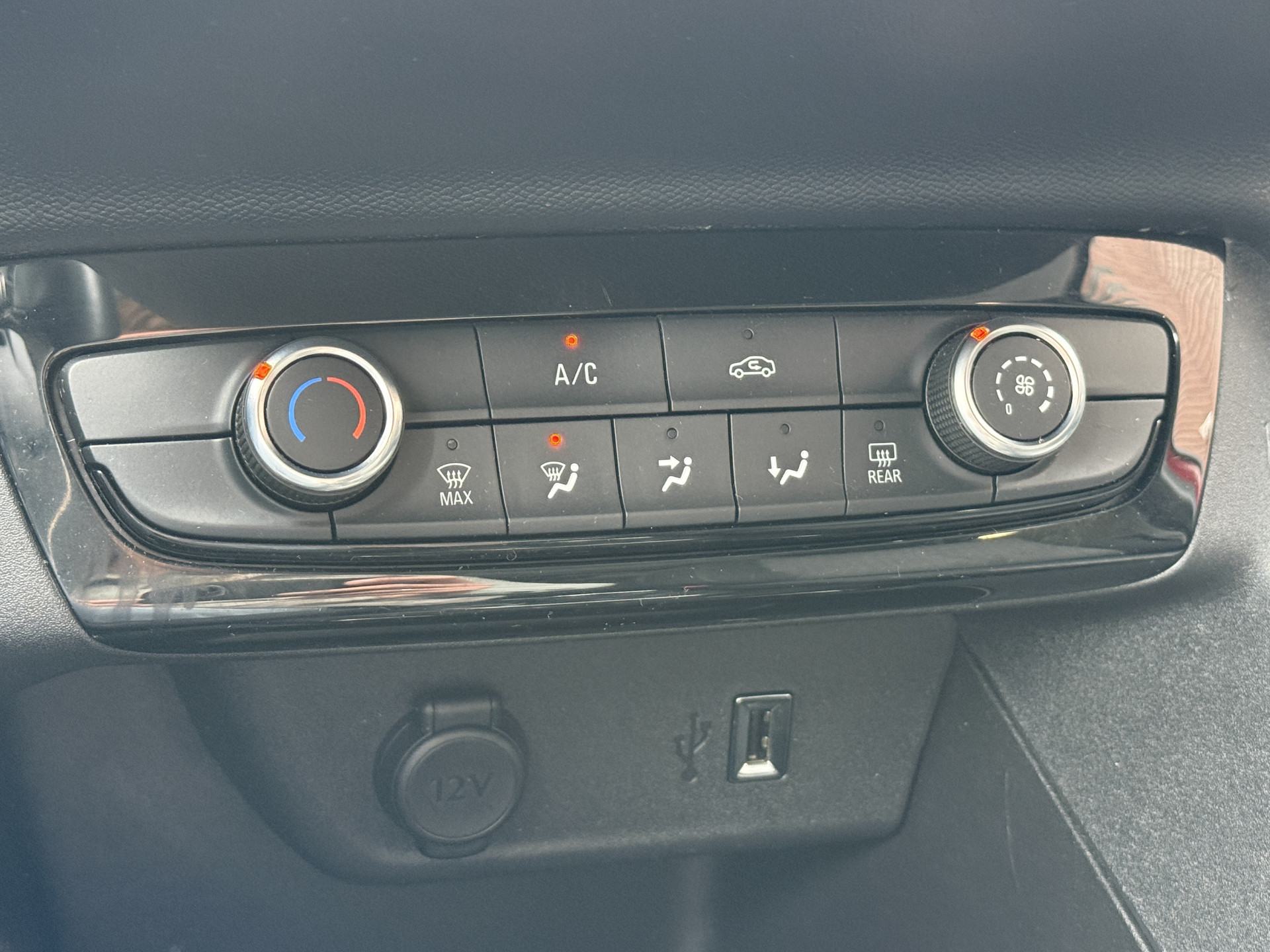 Opel Corsa 1.2 Edition 100PK Automaat | Carplay | NL Auto | NAP