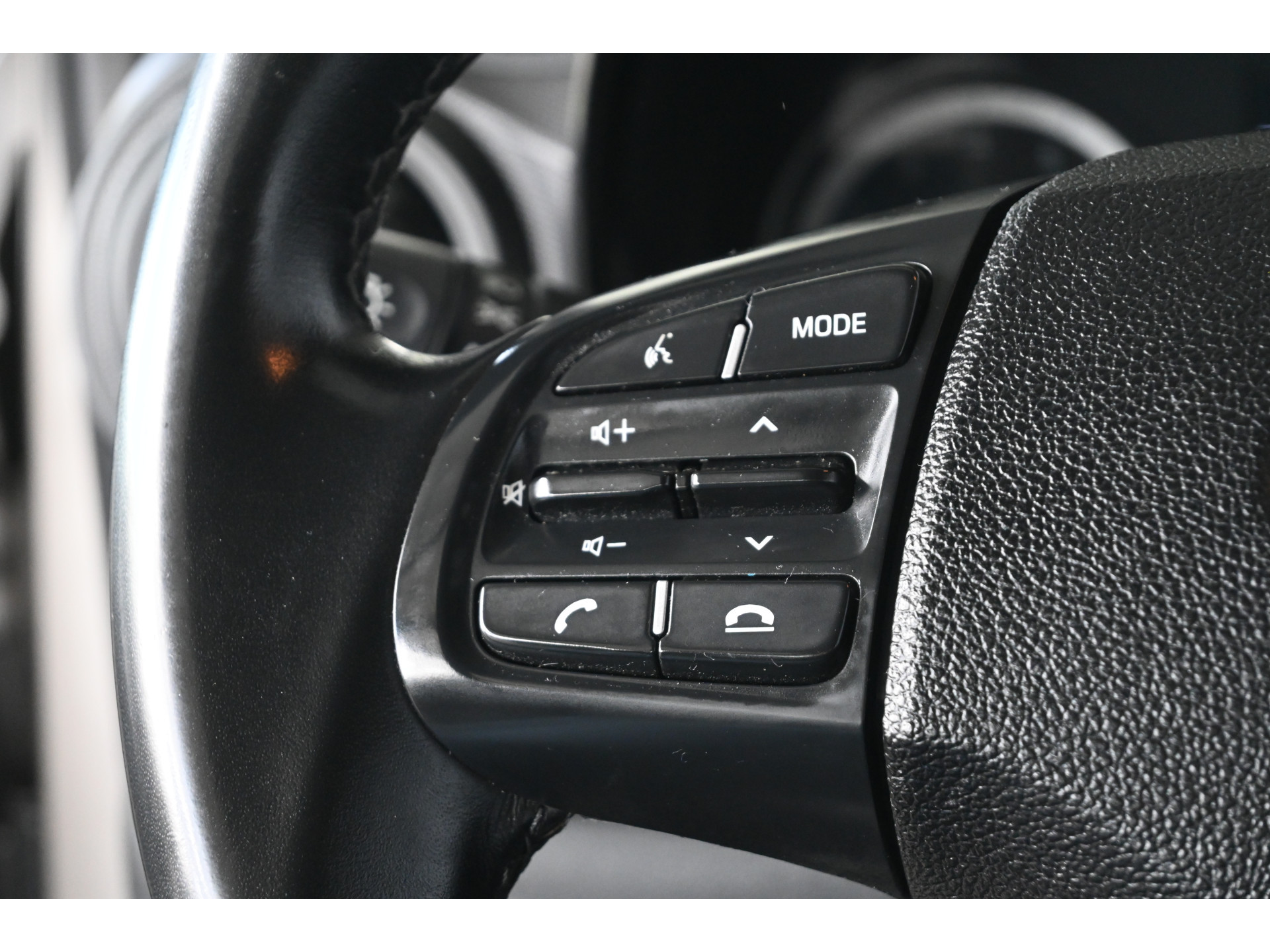 Hyundai i10 1.0 Comfort Airco Carplay Cruise Control LED 1e Eigenaar Rijklaarprijs! Inruil Mogelijk!