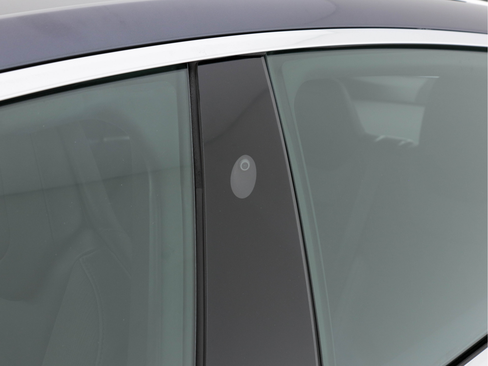 Tesla Model S 235 Kw Base [ 3-Fase ] (INCL-BTW) *PANO | AUTO-PILOT | KEYLESS | FULL-LED | 1/2-LEATHER | NAVI-FULLMAP | SURROUND-VIEW | APP-CONNECT | LANE-ASSIST | DIGI-COCKPIT | DAB | SPORT-SEATS | 19"ALU