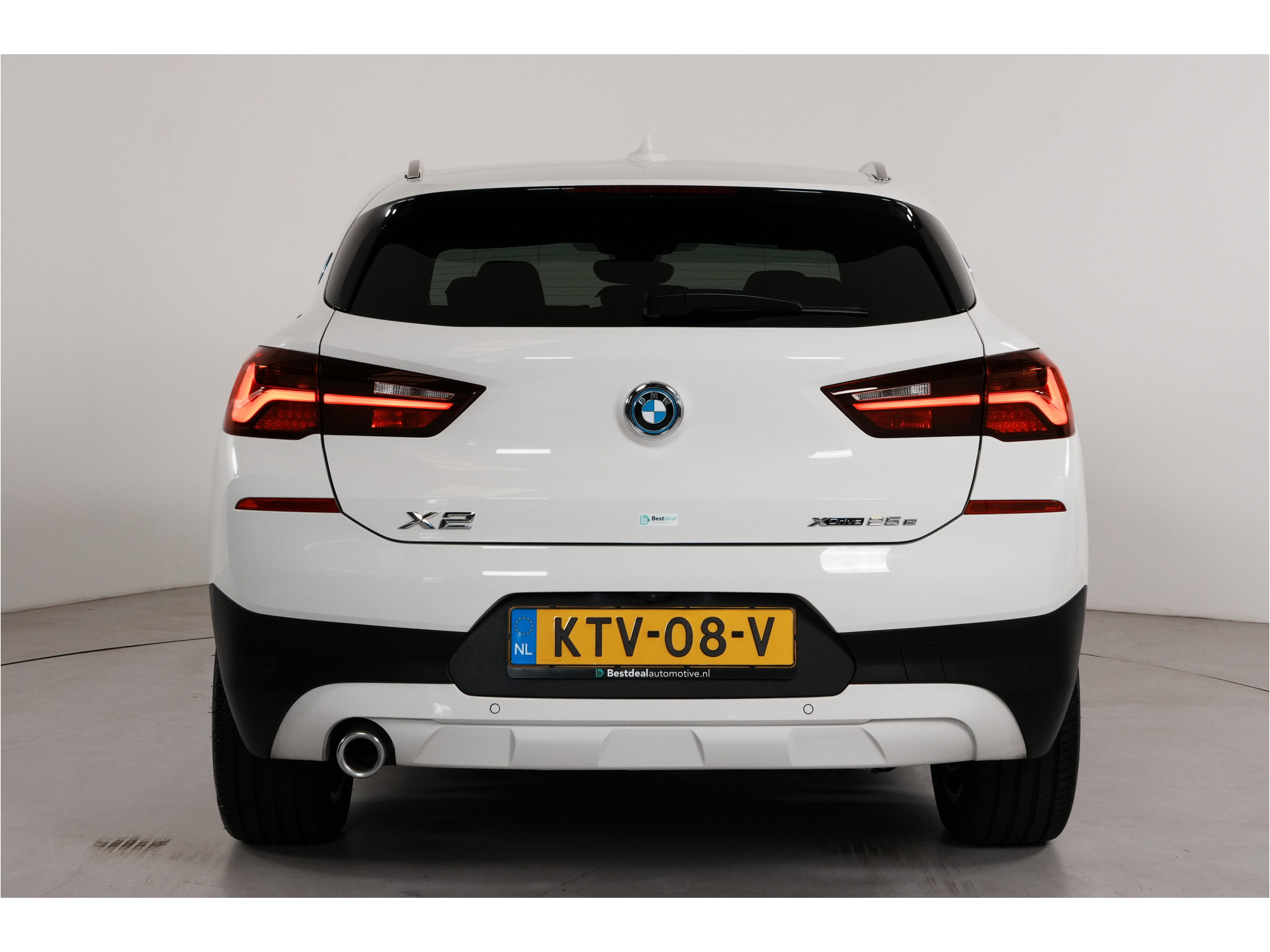 BMW X2 xDrive25e PHEV 220 pk | SOH 92% | M Sport int. | Adaptive Cruise  | Camera |