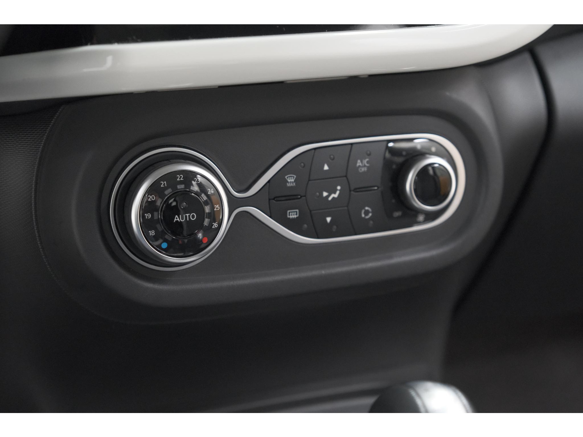 Renault Twingo Z.E. R80 Collection | Lage Kilometerstand | Apple Carplay | Climate Control