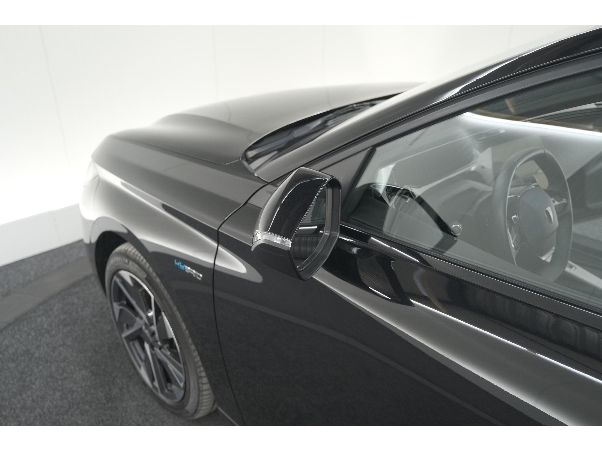 Peugeot 308 SW 1.6 Plug-in Hybrid 180 Allure | Camera | Adaptieve Cruise Control | Navigatie