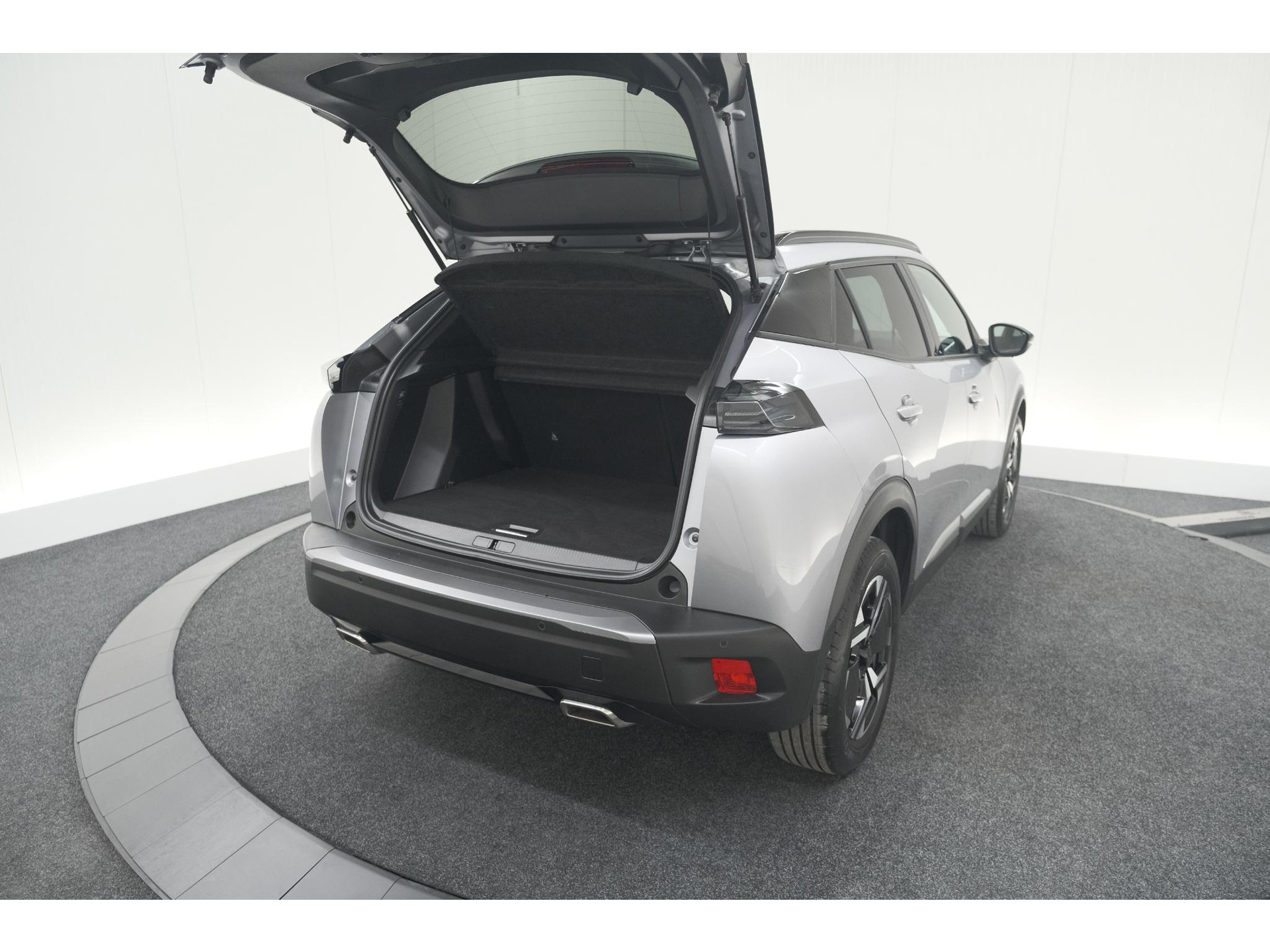 Peugeot 2008 PureTech 130 EAT8 Allure | Camera | Navigatie | Parkeersensoren | Apple Carplay