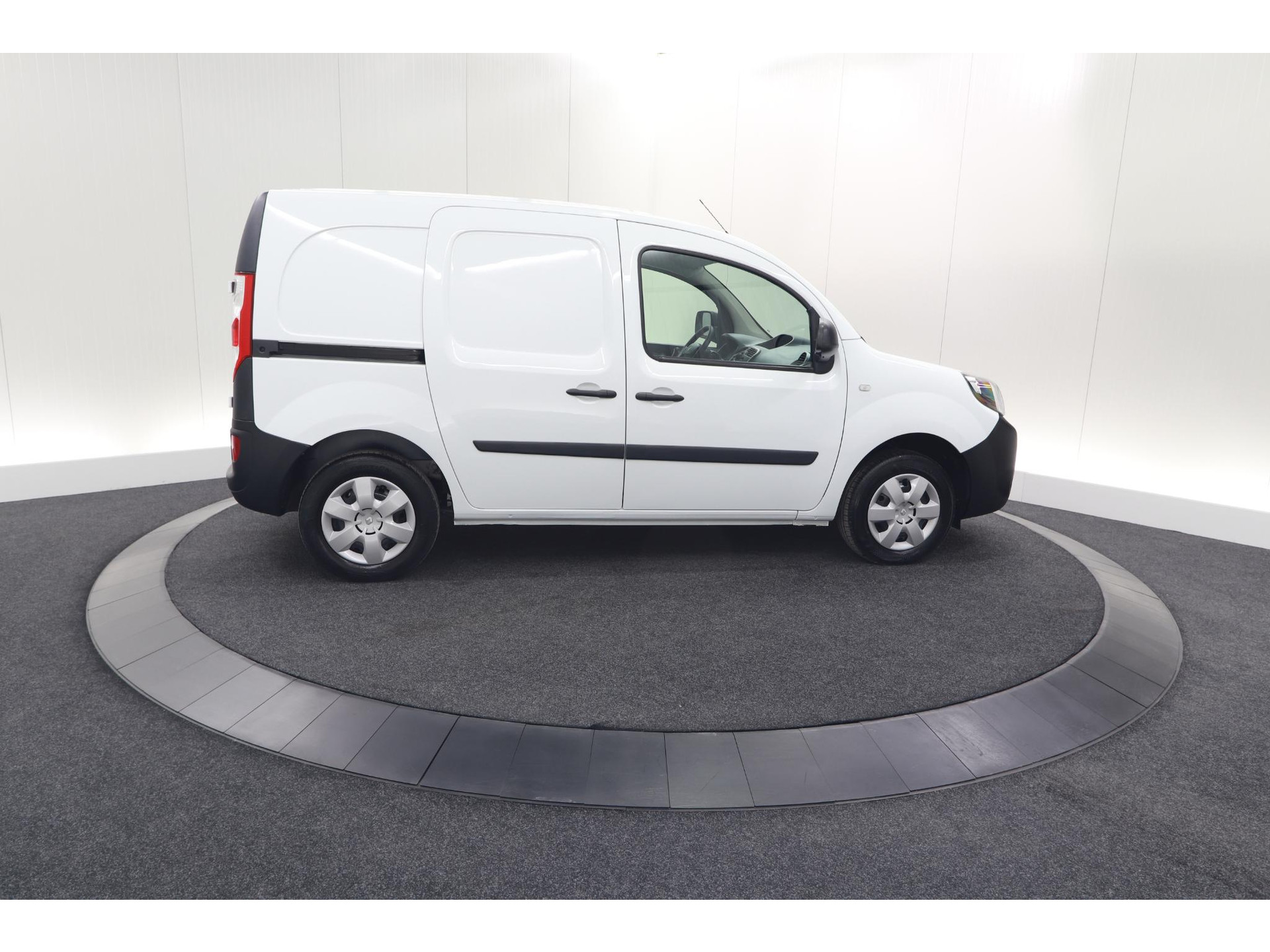 Renault Kangoo E-Tech 33 kWh 82 PK | Koopaccu | Airco | Cruise Control | DAB Radio