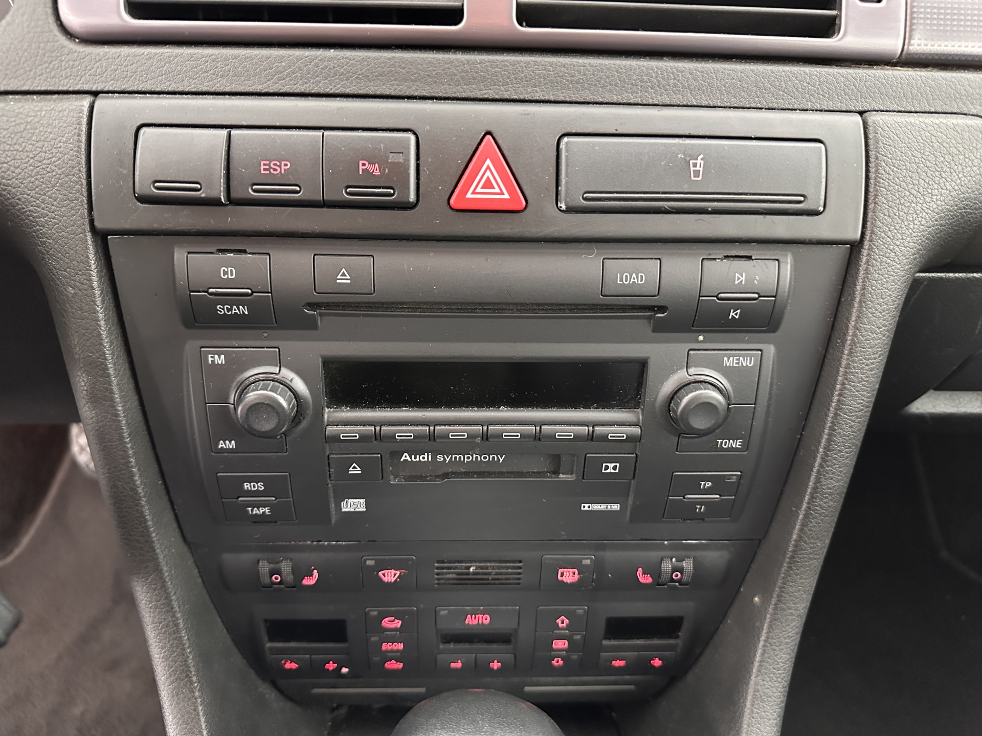 Audi A6 Limousine 2.4 MT  [ GEARBOX-PROBLEM ] Aut. *LUXURY-LEATHER | ECC | PDC | CRUISE | RADIO-CD | COMFORT-SEATS | 17"ALU*