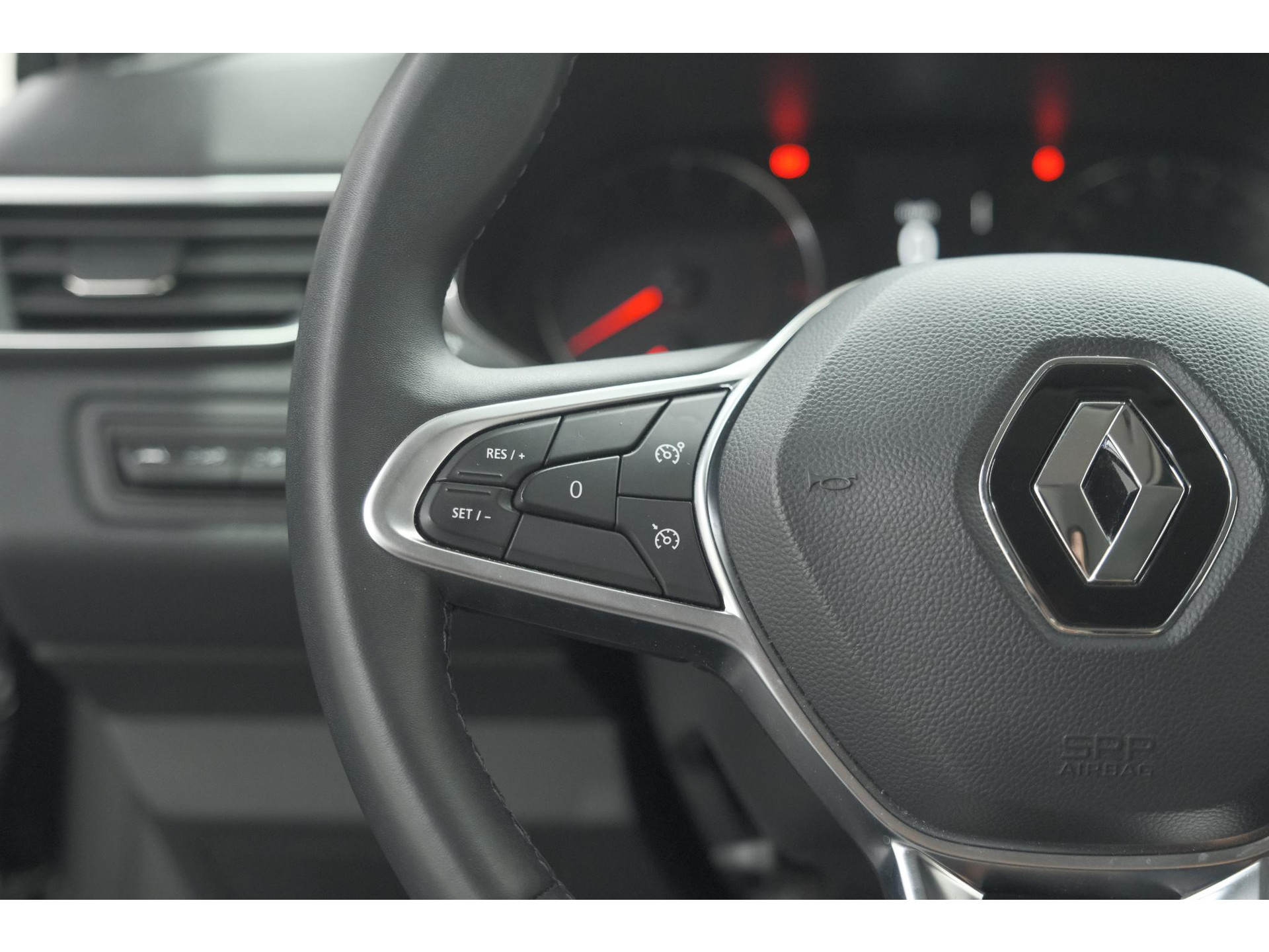 Renault Clio TCe 90 Evolution | Apple Carplay | Cruise Control | Navigatie
