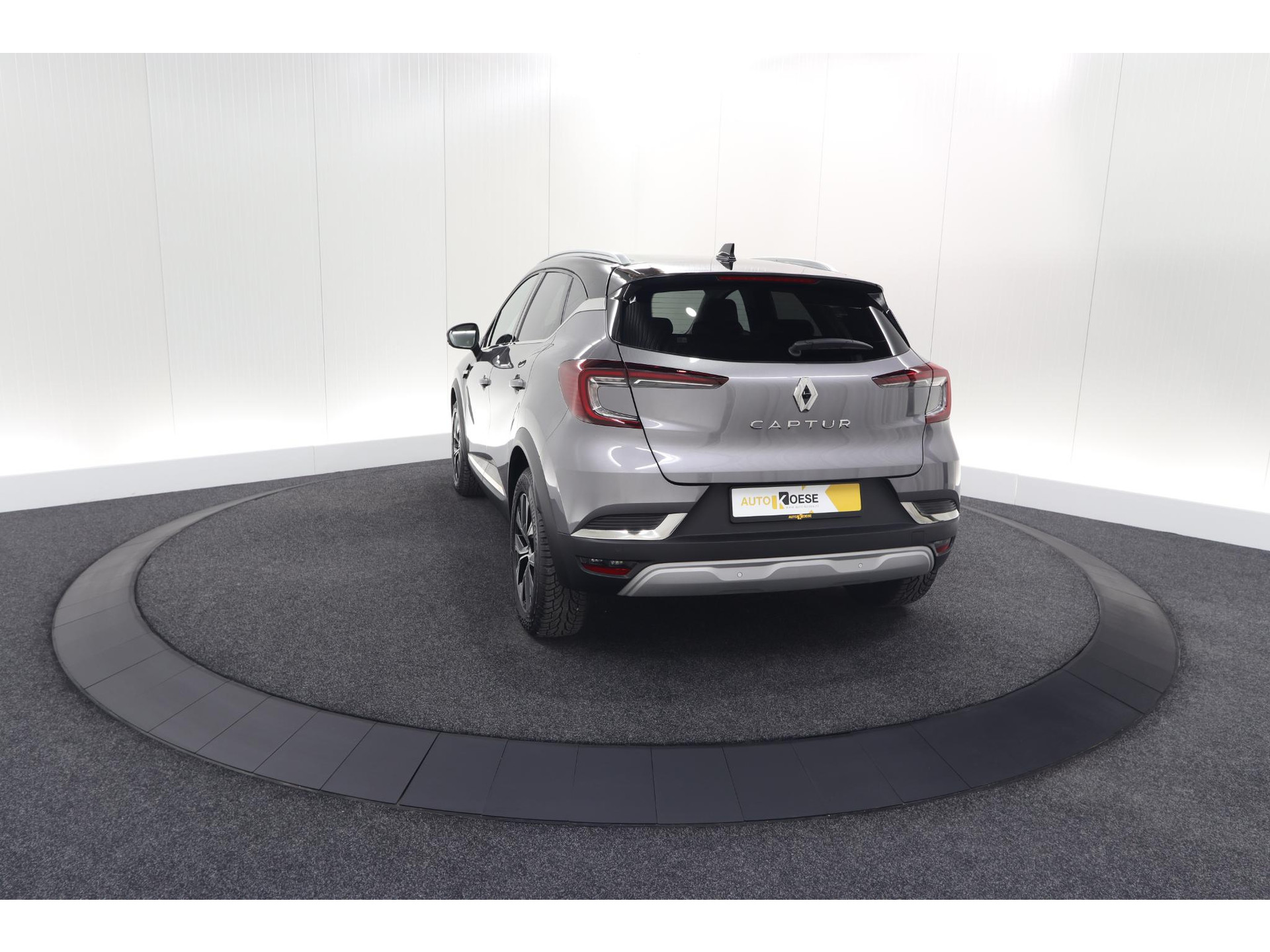 Renault Captur Mild Hybrid 140 EDC Techno | Camera | 9.3 Inch Scherm | Apple Carplay | Parkeersensoren | Allseason Banden | Stoelverwarming