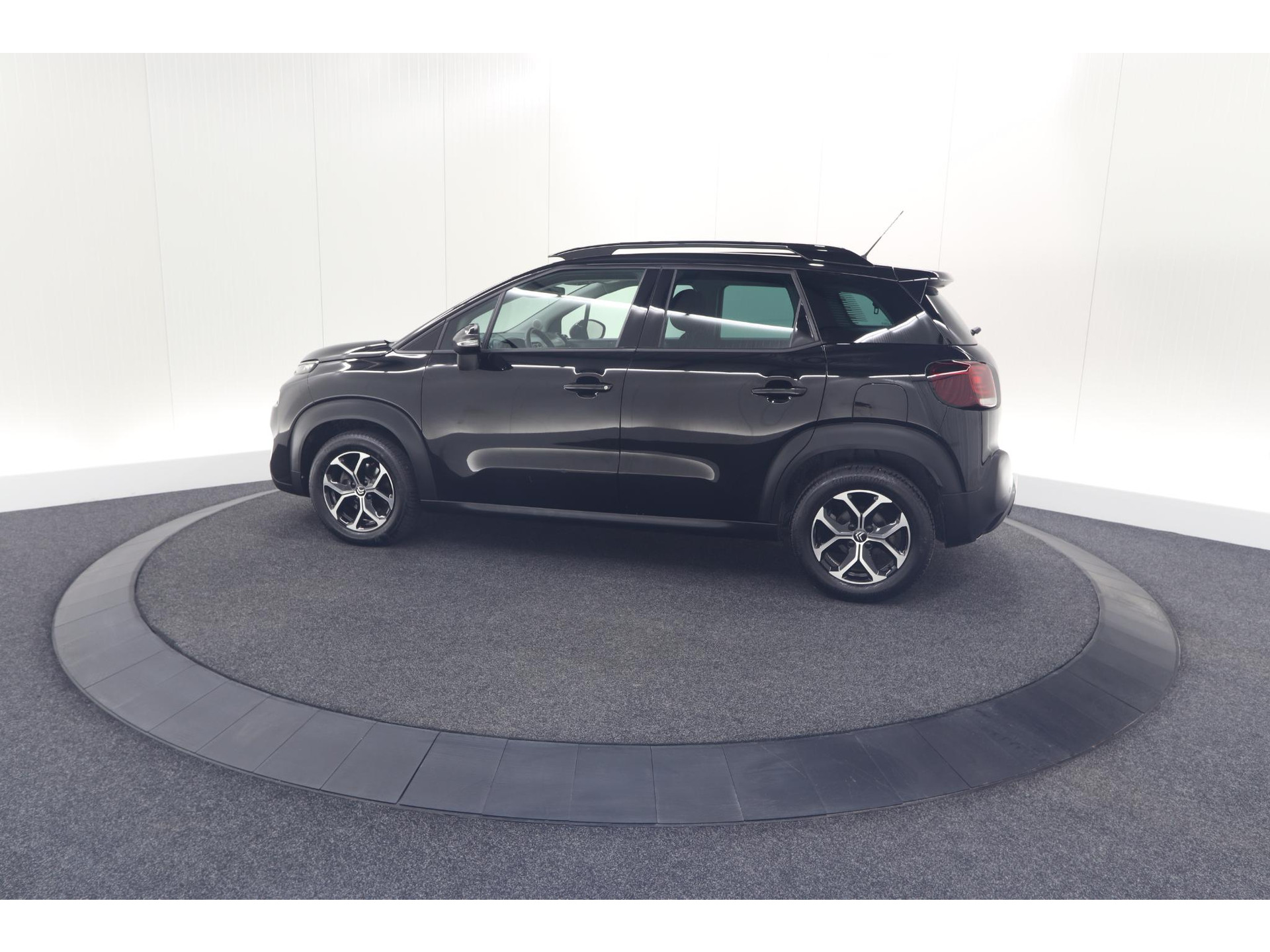 Citroen C3 Aircross PureTech 130 EAT6 Plus | Stoelverwarming | Apple Carplay | Parkeersensoren