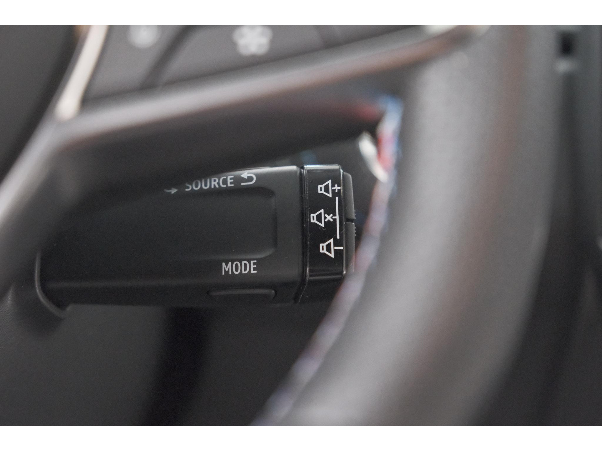 Renault Captur 1.8 E-Tech Full Hybrid 160 Esprit Alpine | 360 Camera | Dodehoekdetectie | Adaptieve Cruise Control