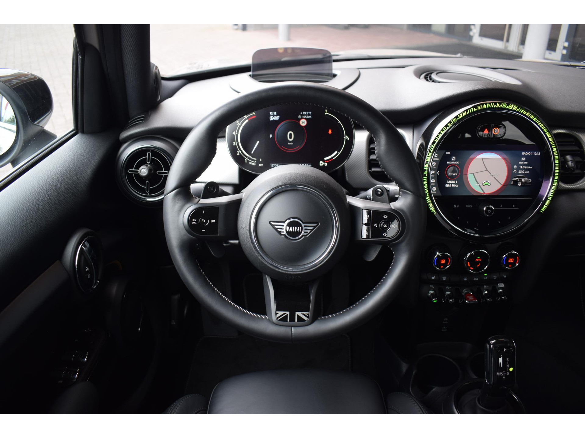 MINI 5-Deurs 2.0 Cooper S MINI Yours | Pano | Leer | H/K | HUD | Stuur-en Stoelverwarming