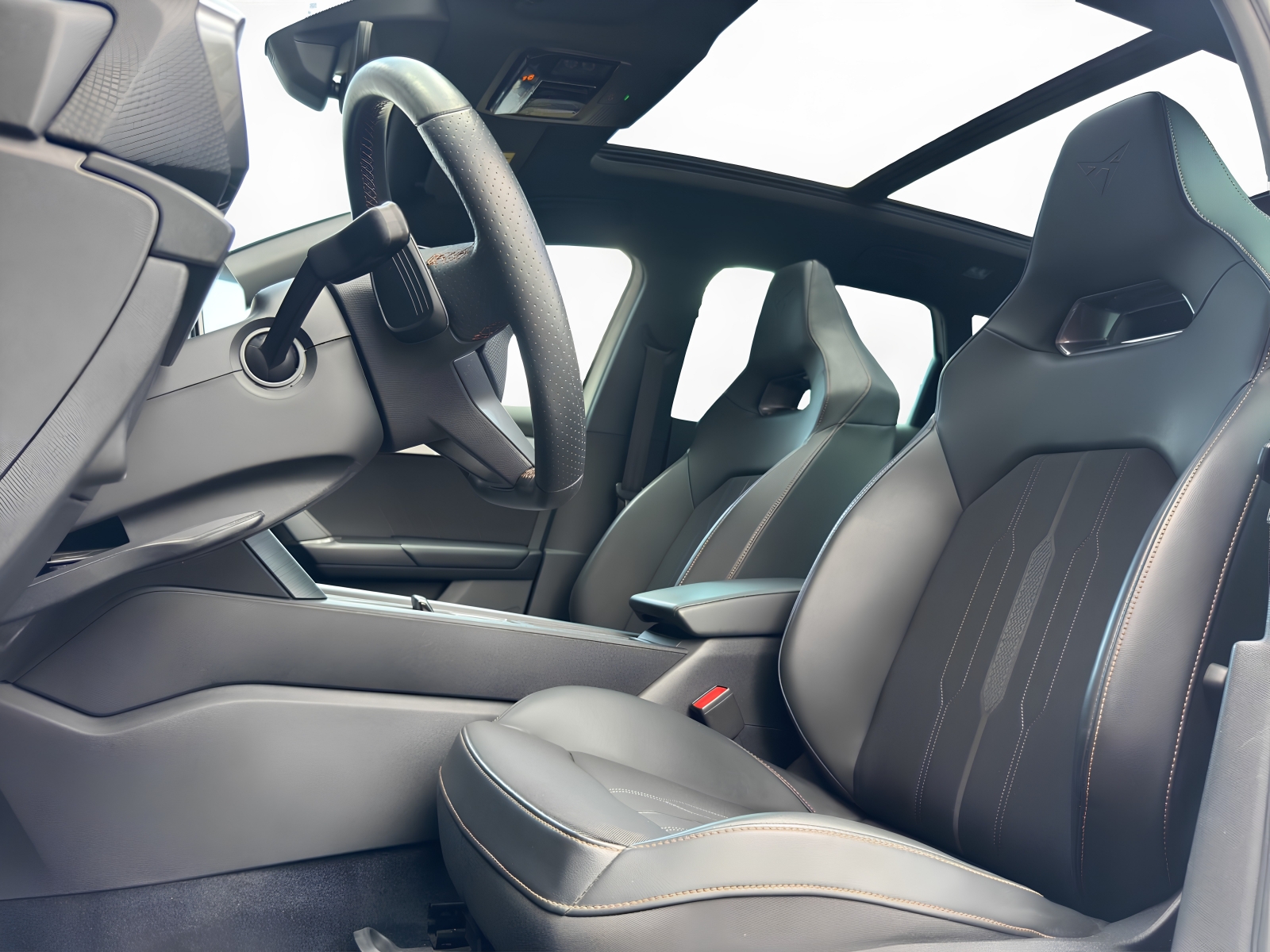 CUPRA Leon Sportstourer 1.4 e-Hybrid 245PK VZ Adrenaline Pano Keyless Schaalstoelen