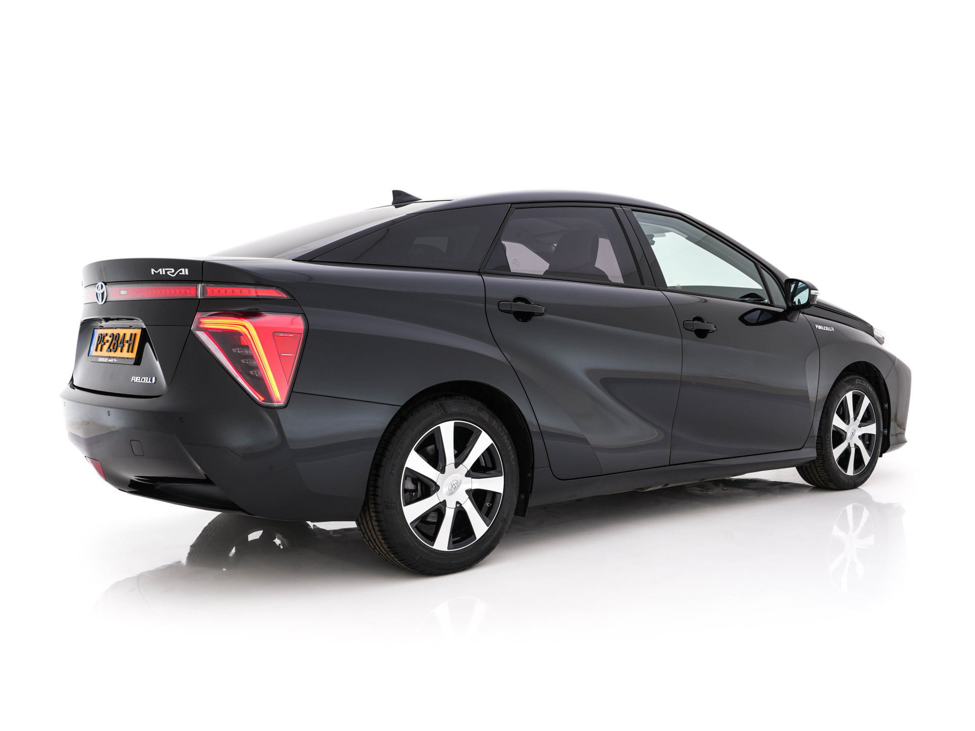 Toyota Mirai FCV Executive [ HYDROGEN ] (INCL-BTW) Aut. *LEATHER | FULL-LED | JBL-SOUND | CAMERA | KEYLESS | MEMORY-PACK | ADAPTIVE-CRUISE | BLIND-SPOT |  DAB | NAVI-FULLMAP | DIGICOCKPIT | COMFORTSEATS | LANE-ASSIST | ...