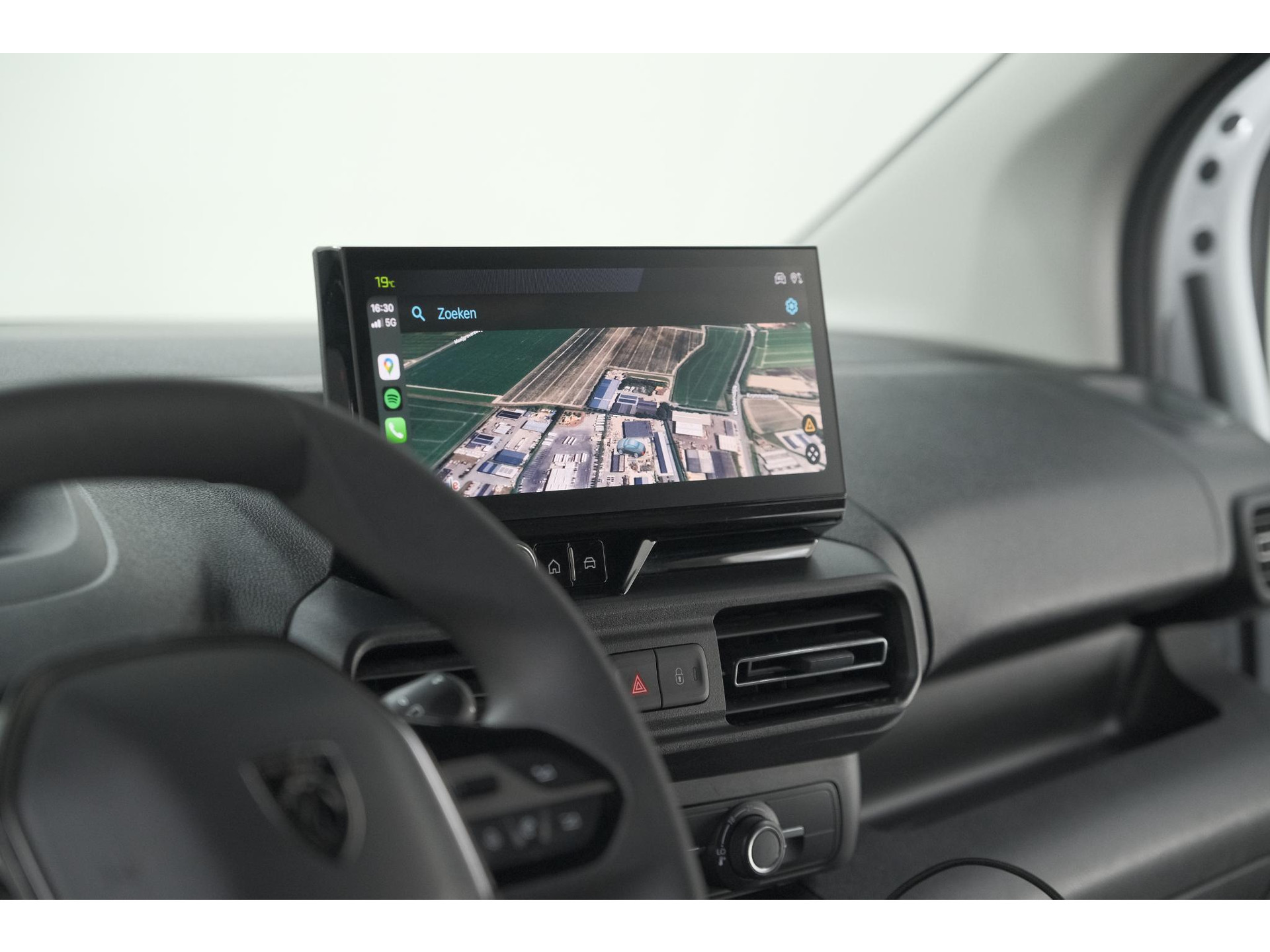 Peugeot Partner 1.5 BlueHDi 130 EAT8 S&S L1 | Trekhaak | Laadruimte-Pakket | Camera | Dodehoekdetectie