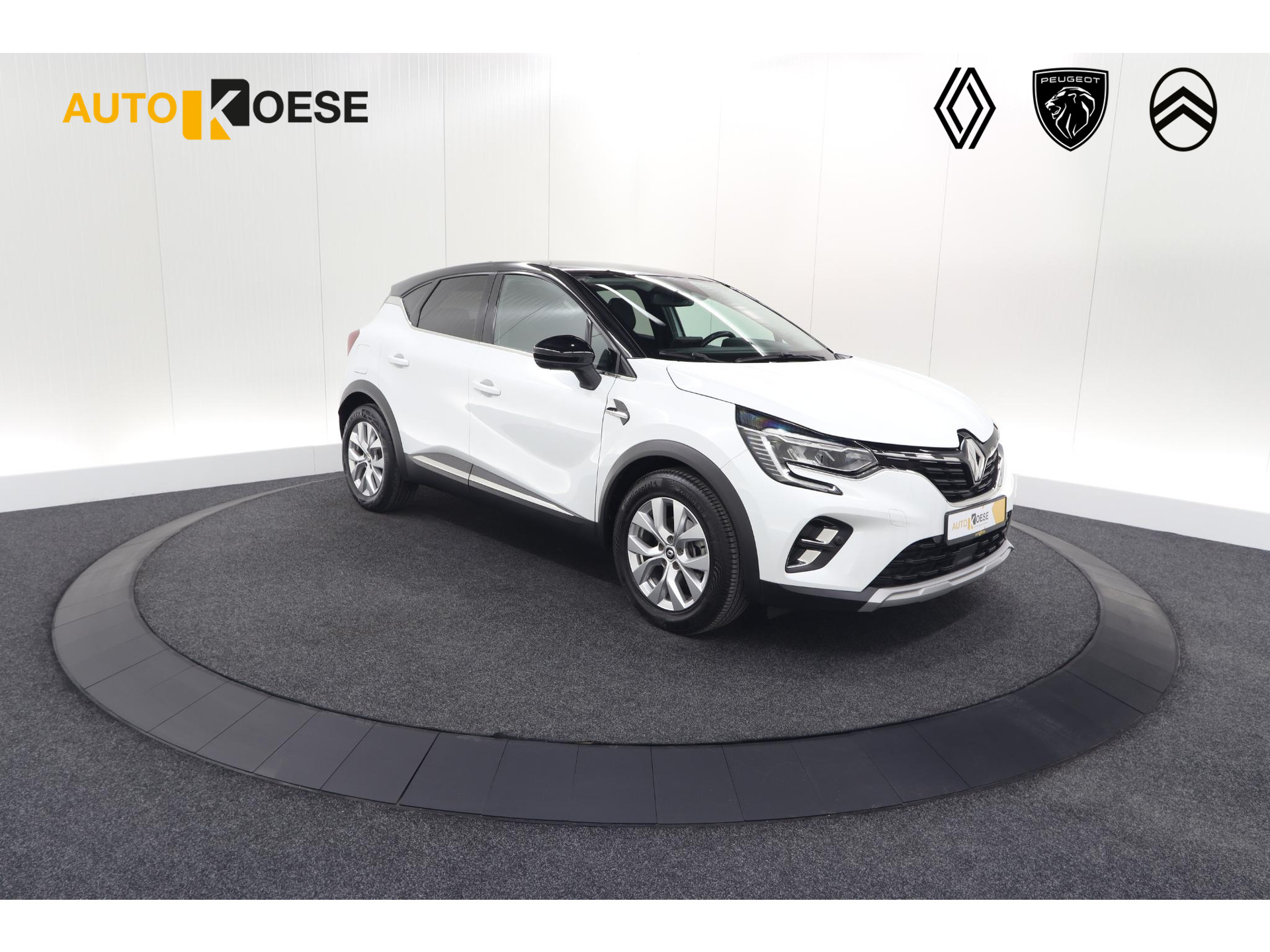 Renault Captur 1.6 E-Tech Plug-in Hybrid 160 Intens | Trekhaak | Camera | Adaptieve Cruise Control | Dodehoekdetectie