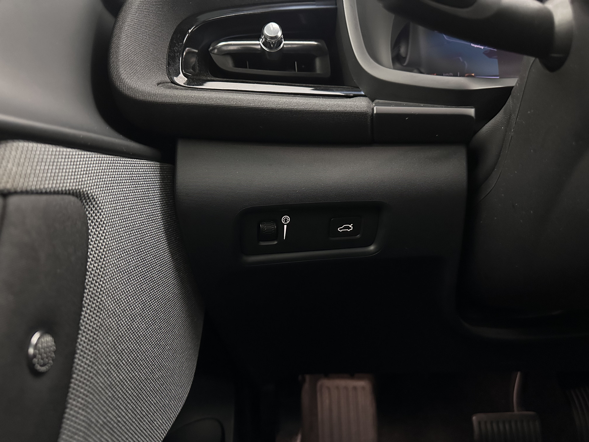 Polestar 2 Long Range Dual Motor Launch Edition 78kWh (3-Fase-11kW) {SOH-88%} Aut.*PANO | NAVI-FULLMAP | FULL-LED | ADAPTIVE-CRUISE | BLINDSPOT | TOPVIEW | KEYLESS | LANE-ASSIST | DIGI-COCKPIT | CARPLAY | DAB+ | HEATED-SPORTSEATS | CAMERA | MEMORY-PACK |