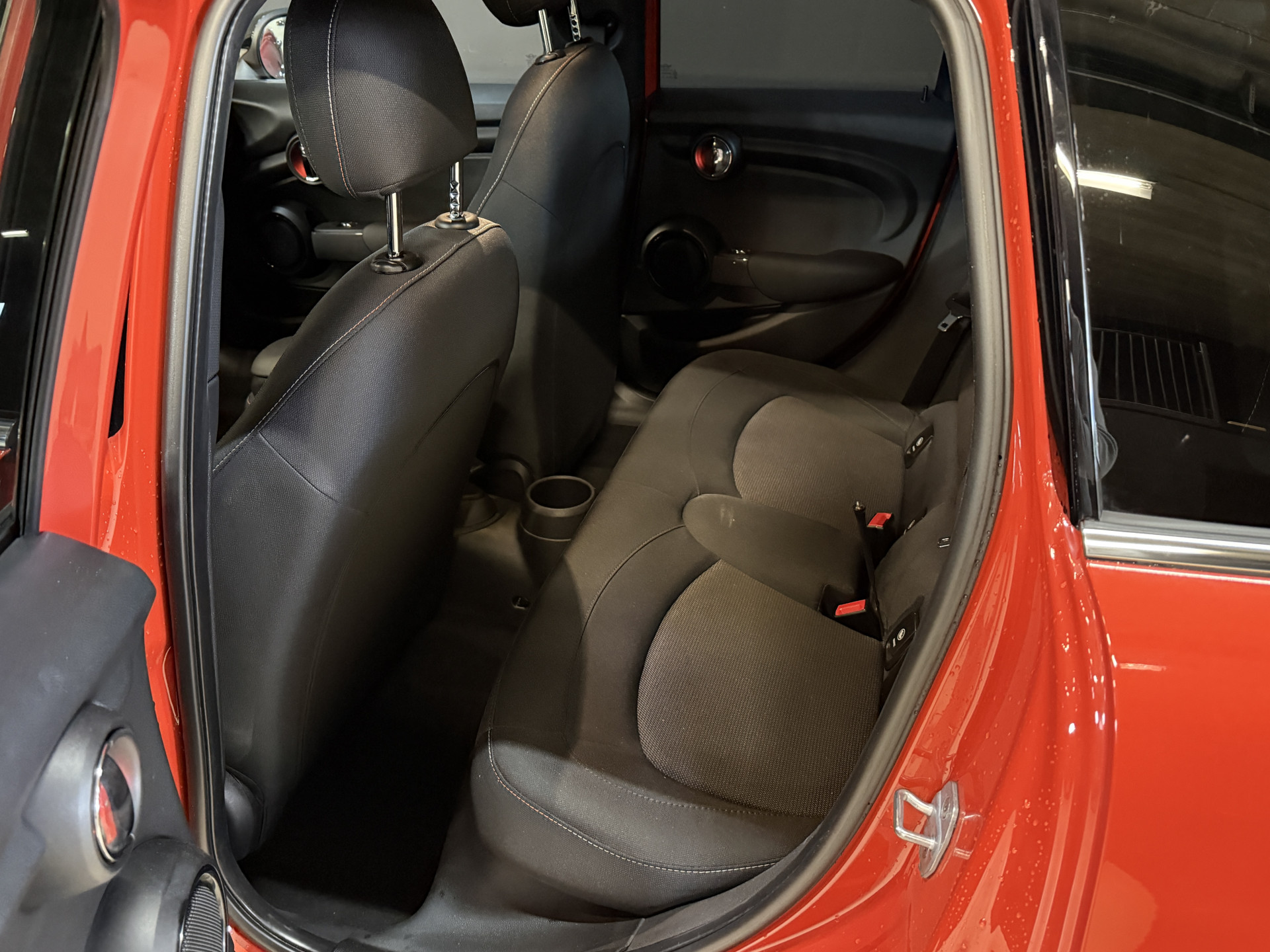 MINI 5-Deurs 1.5 Cooper Pepper | Keyless | Dealeronderhouden | All-Season