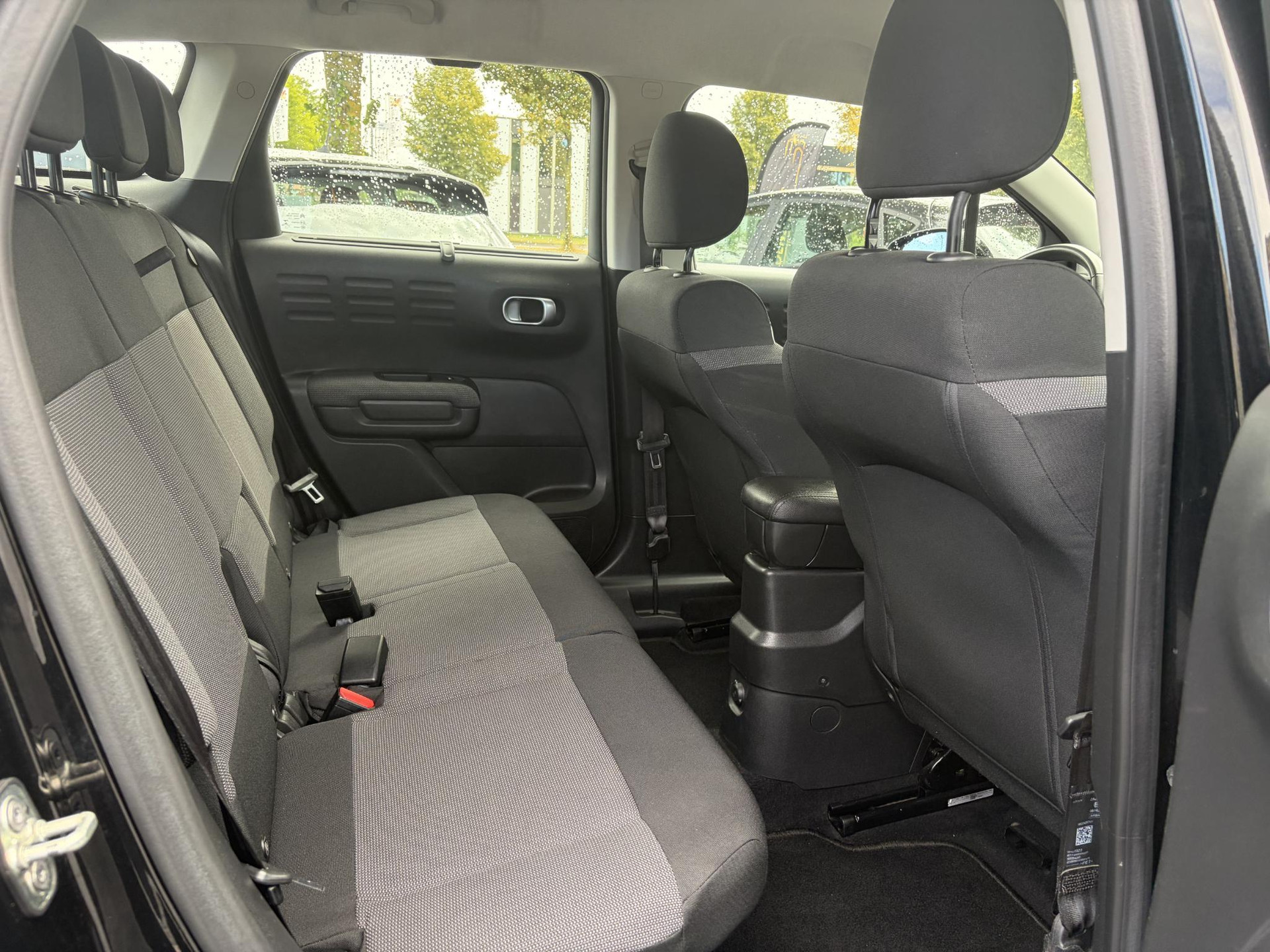 Citroen C3 Aircross 1.2 PureTech Feel ✓Draadloze telefoonlader✓Carplay✓Navi✓Clima✓Cruise ✓Pdc✓Lm velgen✓2e Eigenaar✓Net beurt gehad✓Lm velgen✓N.A.P✓Apk tot 10-2027