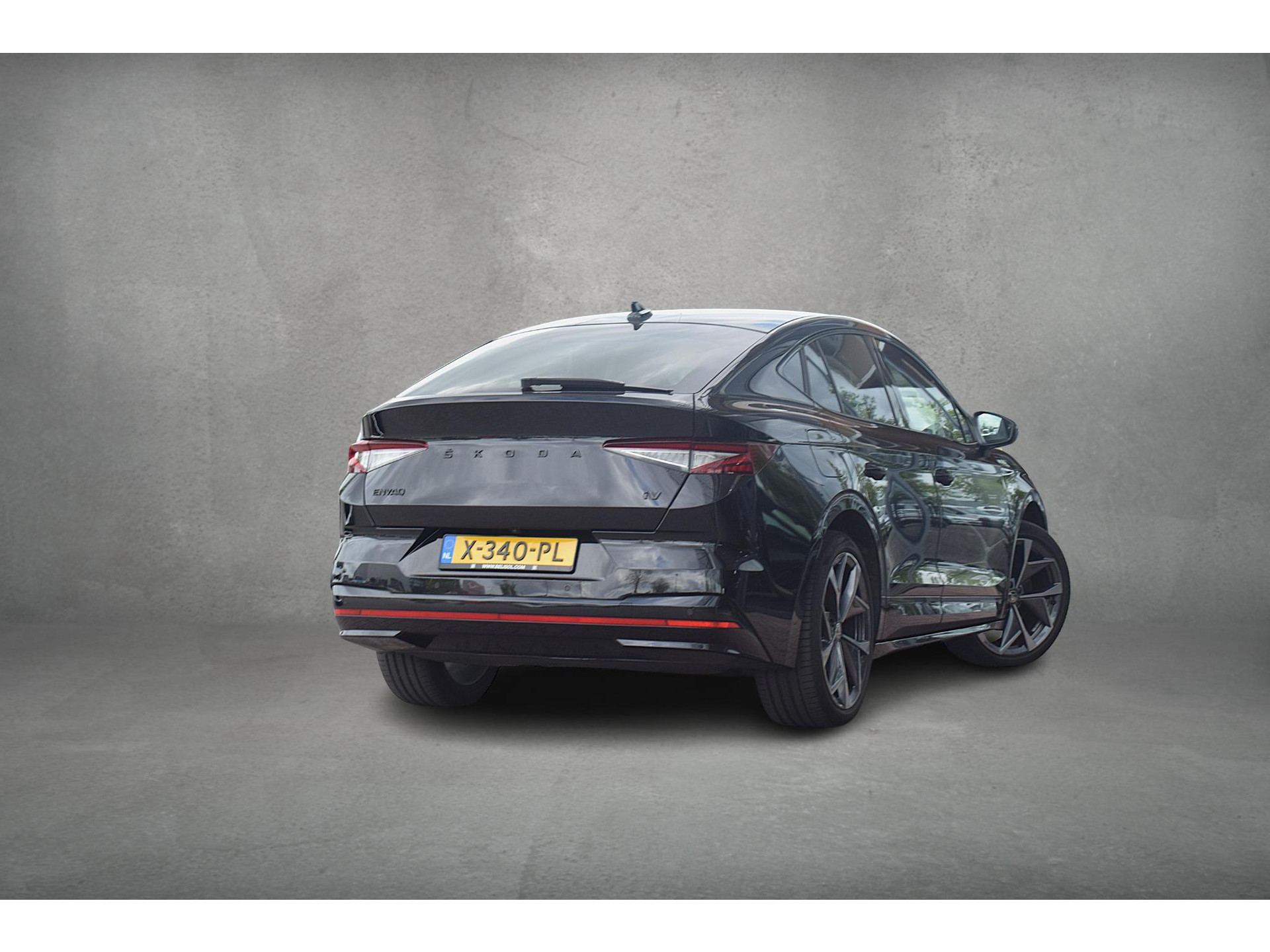 Skoda Enyaq Coupé iV 80 RS | SOH: 95,1% | Pano | Memory | Alcantara | Matrix | Stuurverwarming