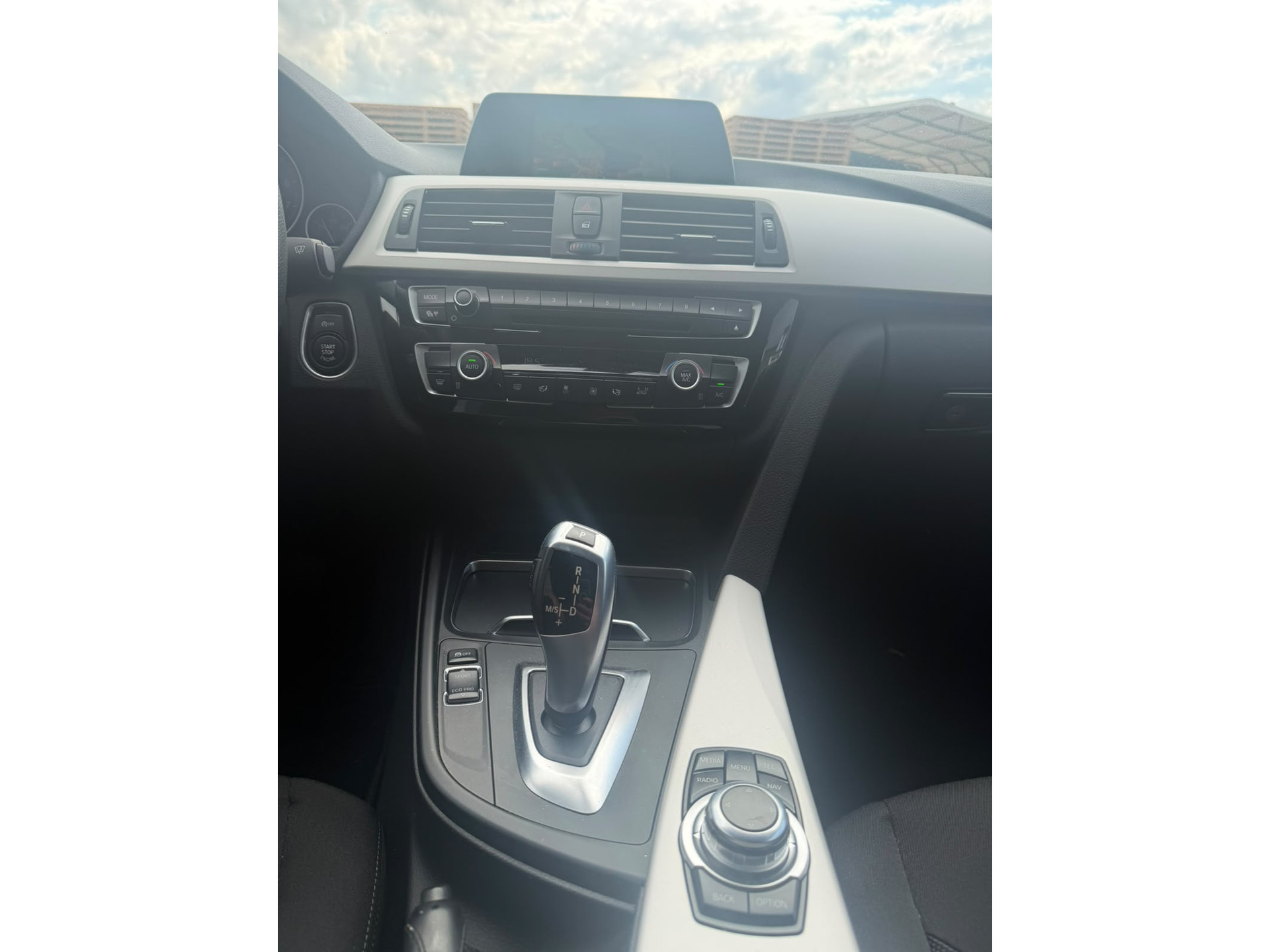BMW 3-serie Touring 318i Centennial Executive | 3/6 OF 12 MND GARANTIE | NAVI | CLIMA | CRUISE | GOED ONDERHOUDEN |