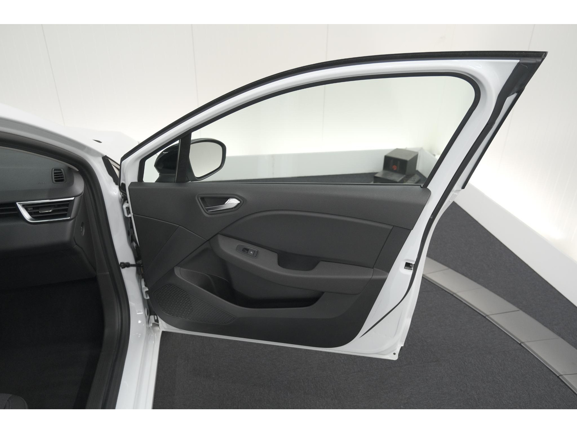 Renault Clio TCe 90 Equilibre | Parkeersensoren | Apple Carplay | Cruise Control | Airco