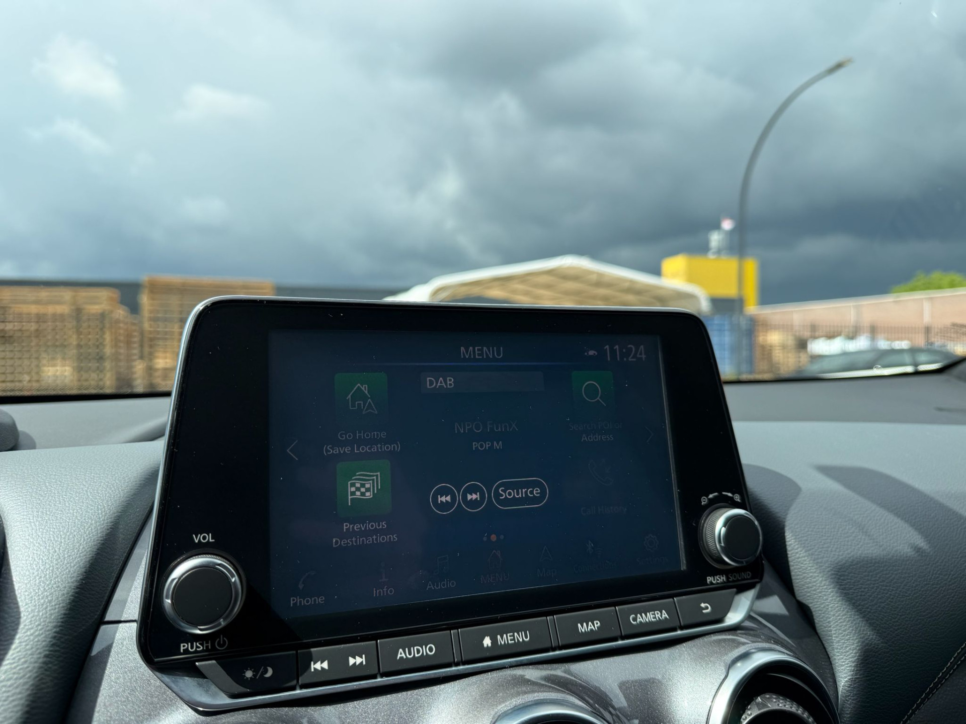 Nissan Juke 1.0 DIG-T N-Connecta | 2E EIGENAAR | 3/6/12MND GARANTIE | 19INCH | NAVI | LED | CARPLAY | CRUISE |