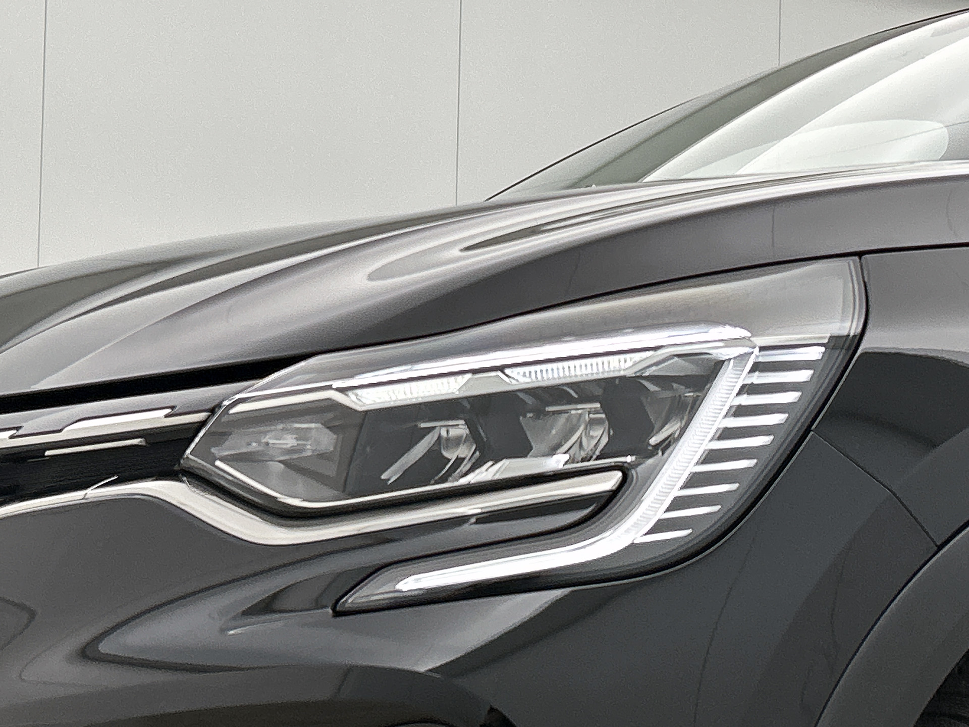 Renault Captur E-Tech full hybrid 145PK Techno | CAMERA | NAVI GROOT | STOELVERWARMING | KEYLESS