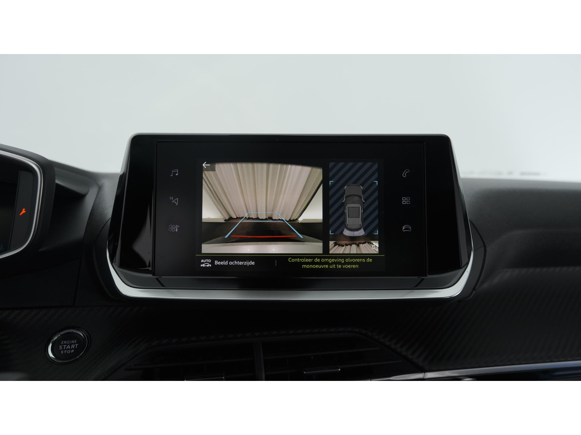 Peugeot 2008 PureTech 130 Allure | Trekhaak | Camera | Apple Carplay | Stoelverwarming | Parkeersensoren