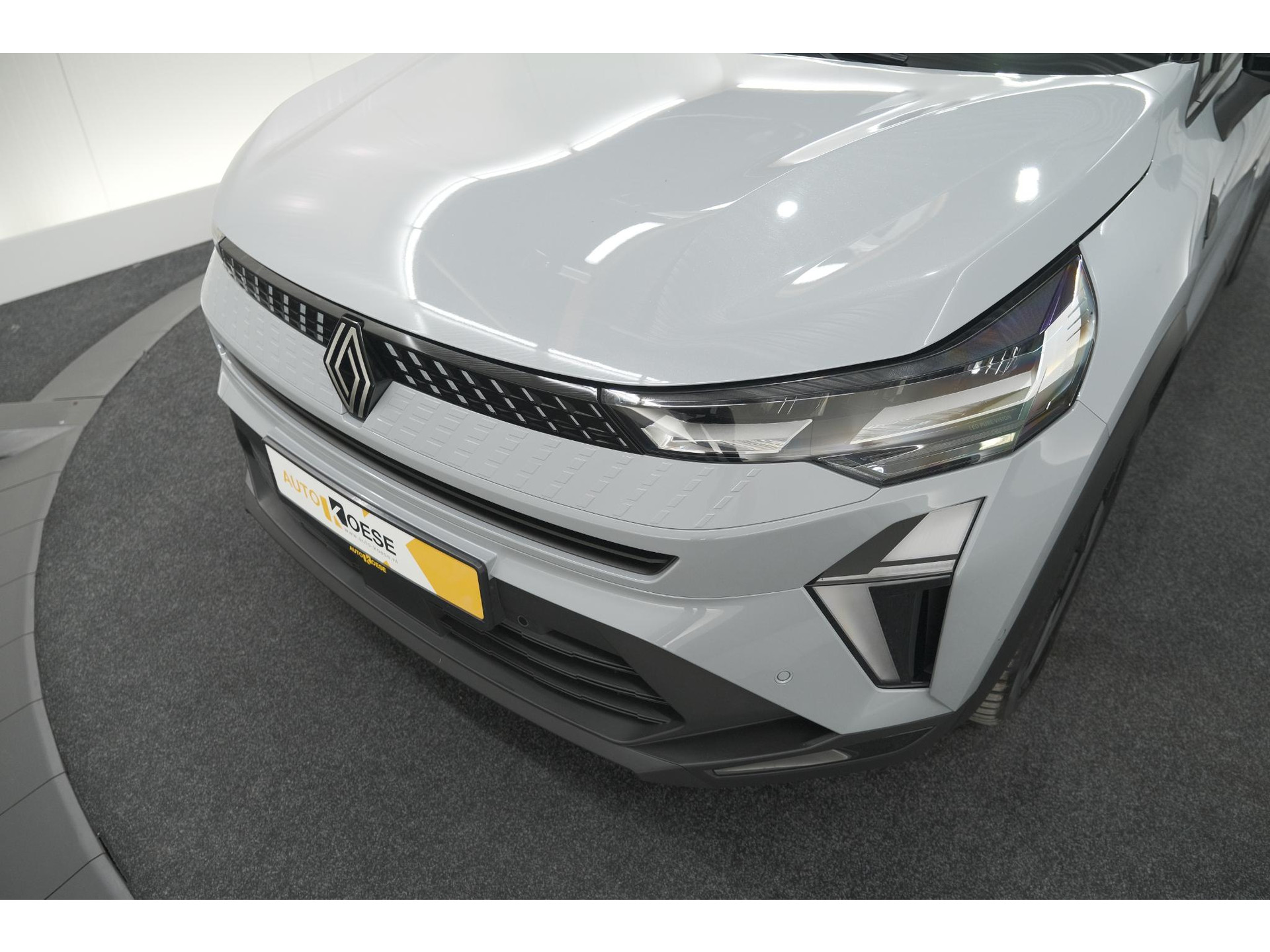 Renault Captur TCe 90 Techno | Nieuw Model | Camera | Harman Kardon | Apple Carplay | Parkeersensoren | 18 Inch Lichtmetalen Velgen