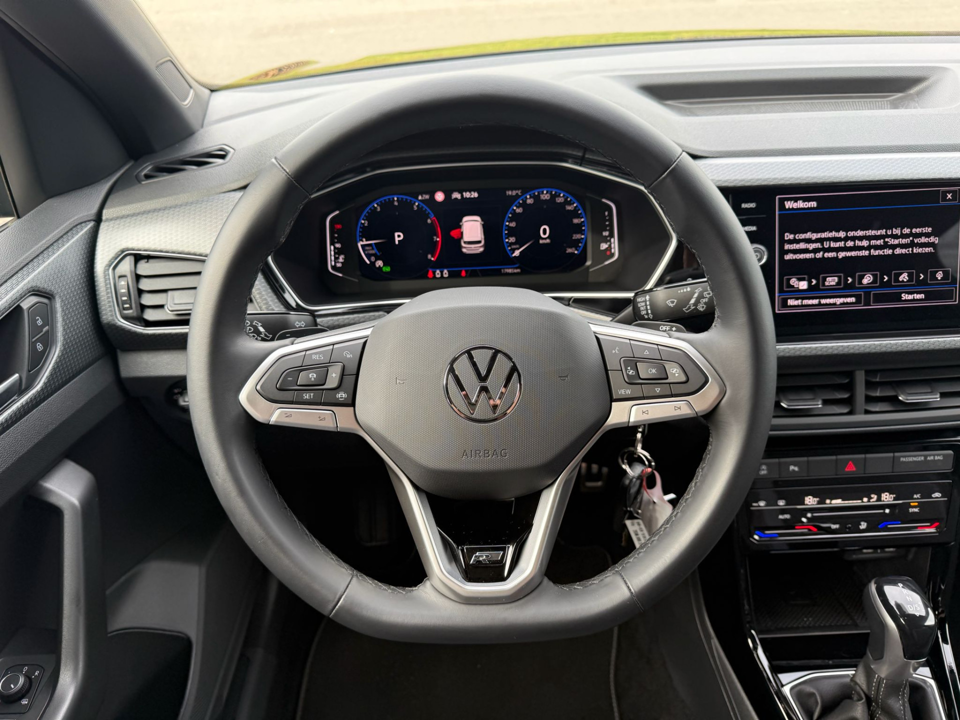 Volkswagen T-Cross 1.0 TSI R-Line | 1E EIGENAAR | 3/6/12MND GARANTIE| AUTOMAAT | LED | CARPLAY | DIGITAAL COCKPIT | DAB | CRUISE |