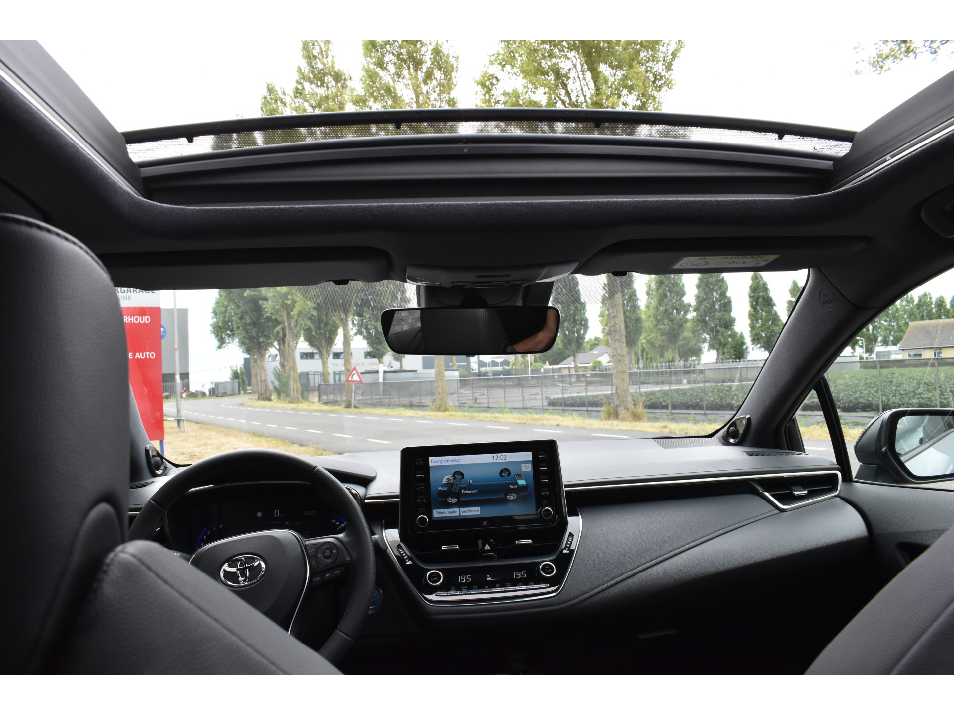 Toyota Corolla 2.0 Hybrid GR-Sport Plus Pano Bi-tone Automaat