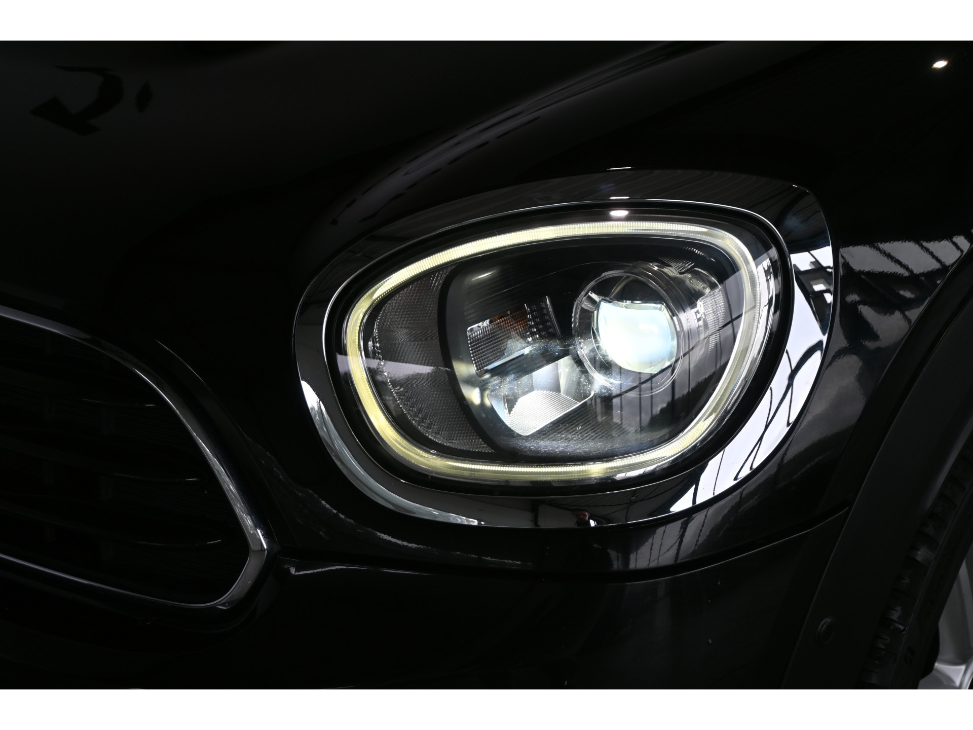 MINI Countryman 1.5 Cooper Dutch Made Edition Clima Cruise control Navigatie LED Licht metaal Inruil mogelijk