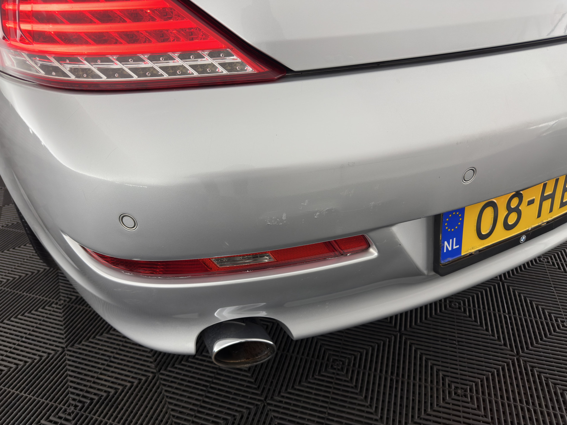 BMW 6-serie Cabrio 650i Aut. *LEATHER | BI-XENON | MEMORY-PACK | SHIFT-PADDLES | HEATED-SPORTSEATS | KEYLESS | NAVI-FULLMAP | ECC | HEAD-UP | PDC | CRUISE | AIRSCARF | 19''ALU*